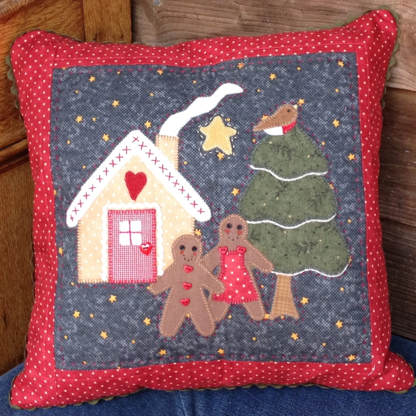 gingerbread house.JPG