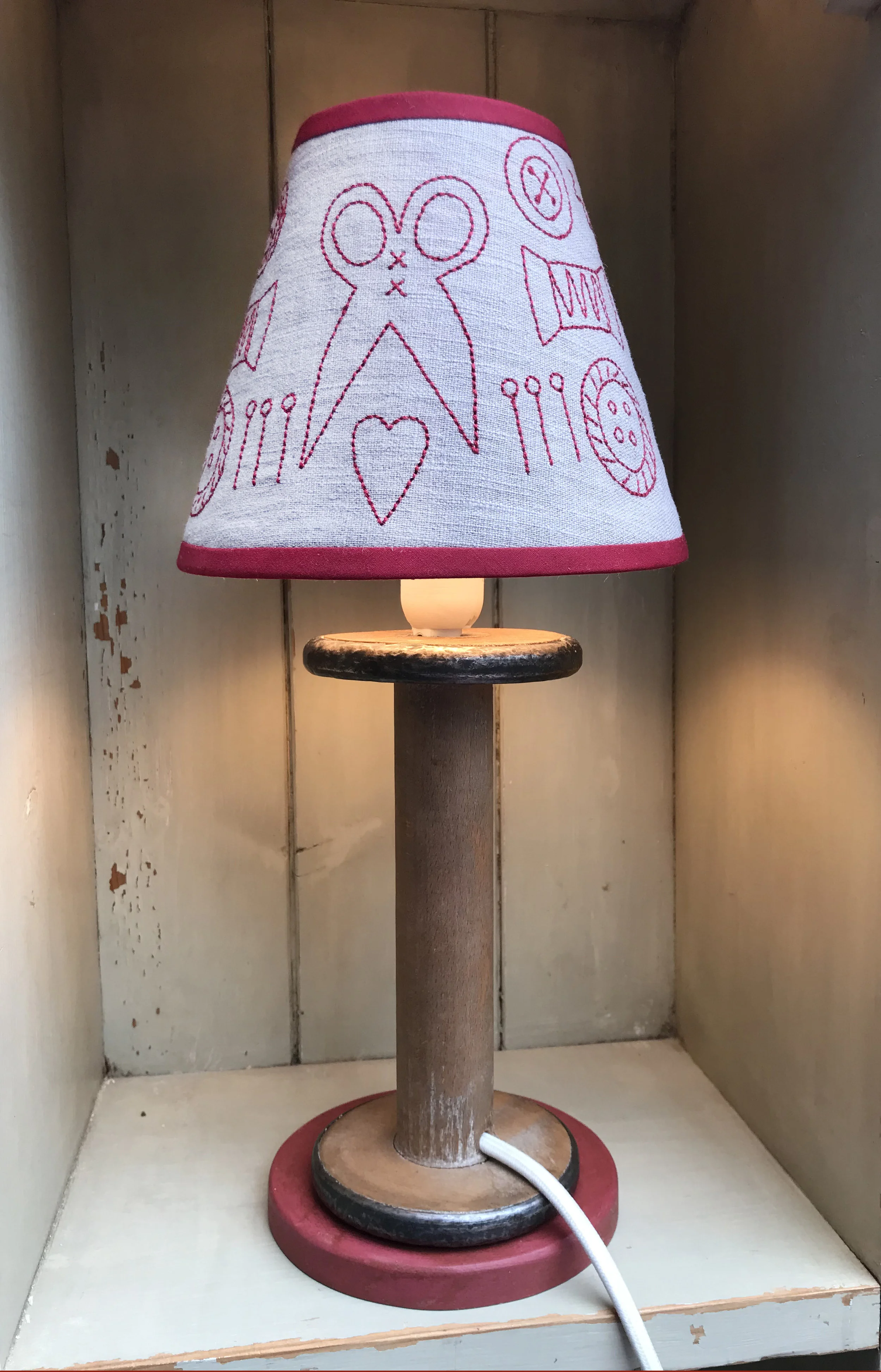 Lamp on 2.jpg