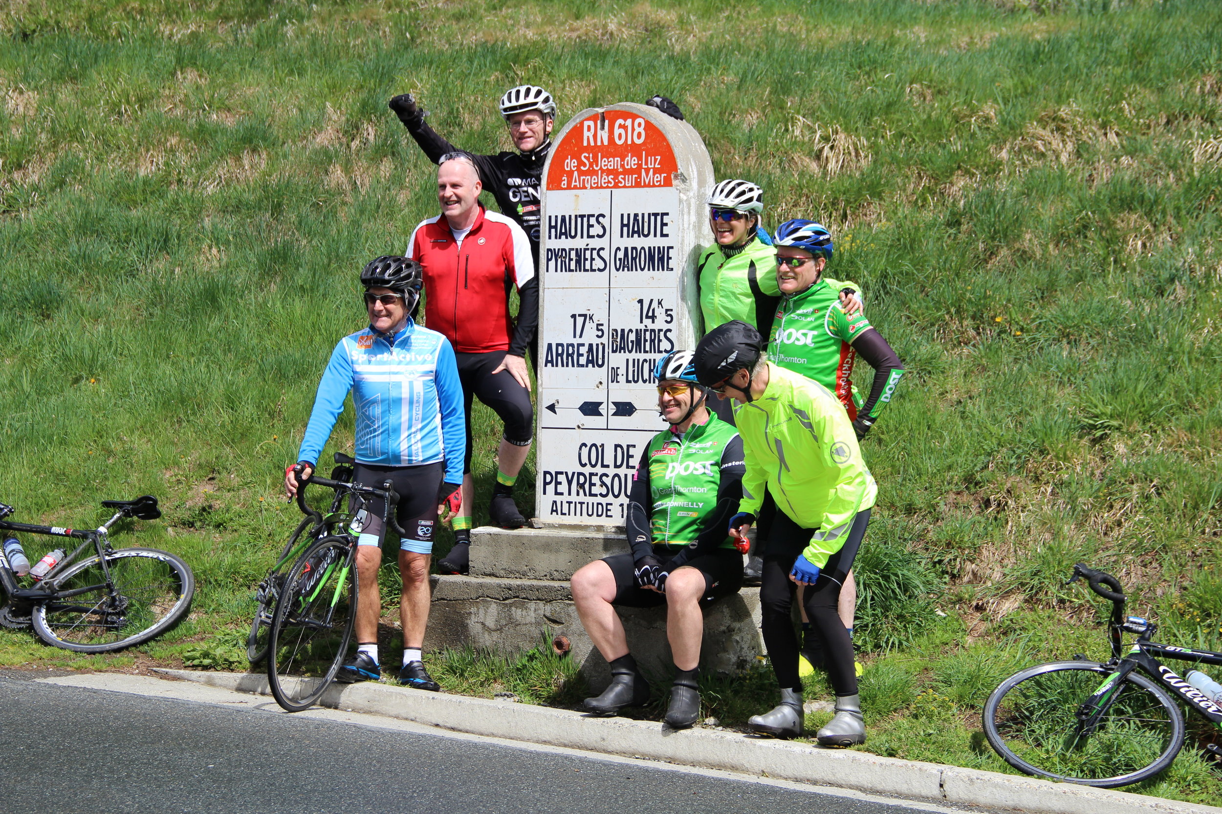 Obligatory photo at the top of the Col de Peyresourde