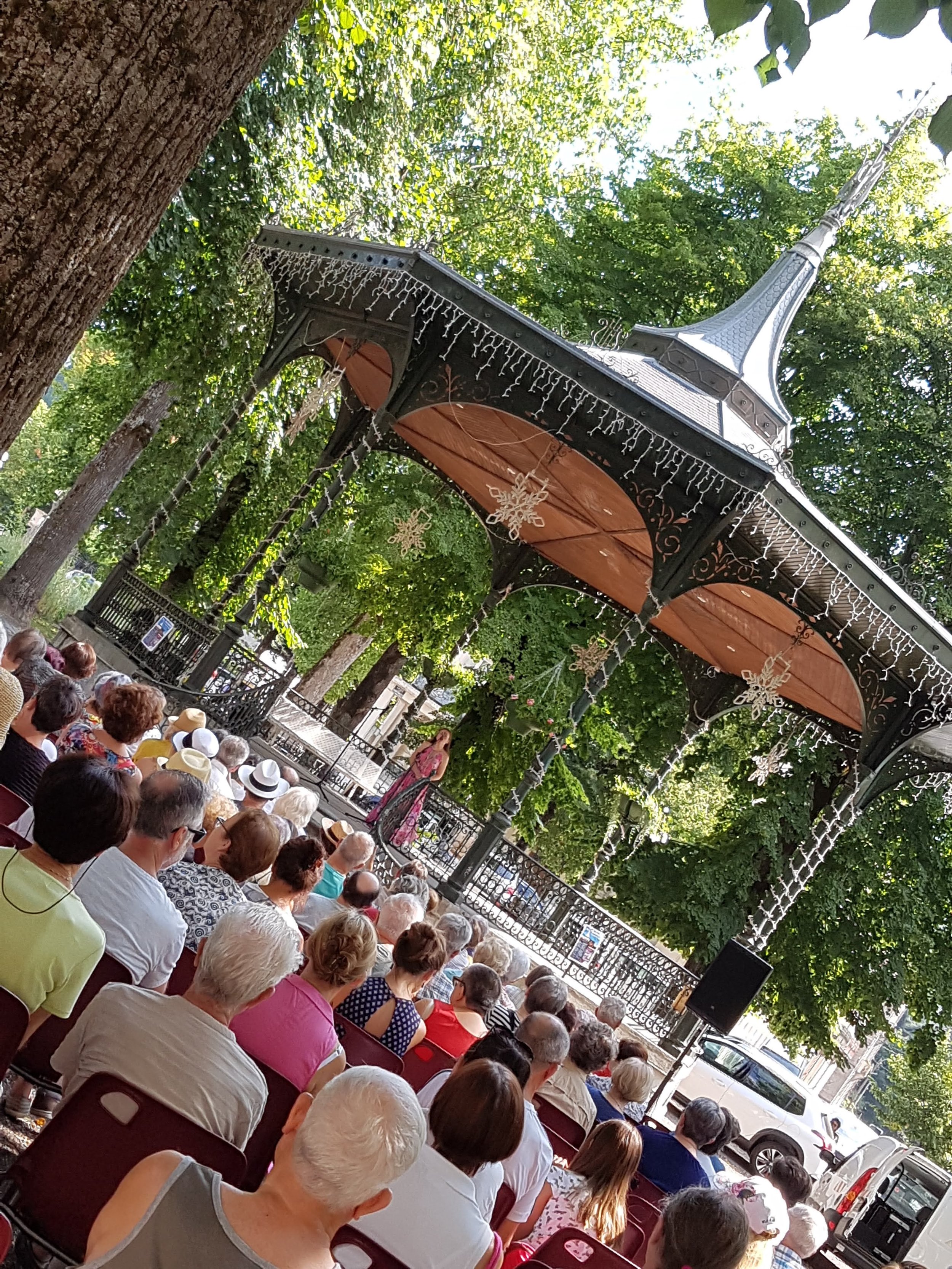 Luchon bandstand