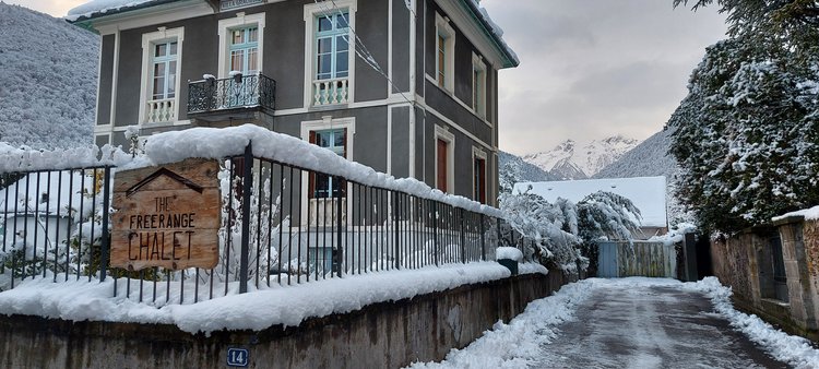 Snowy House