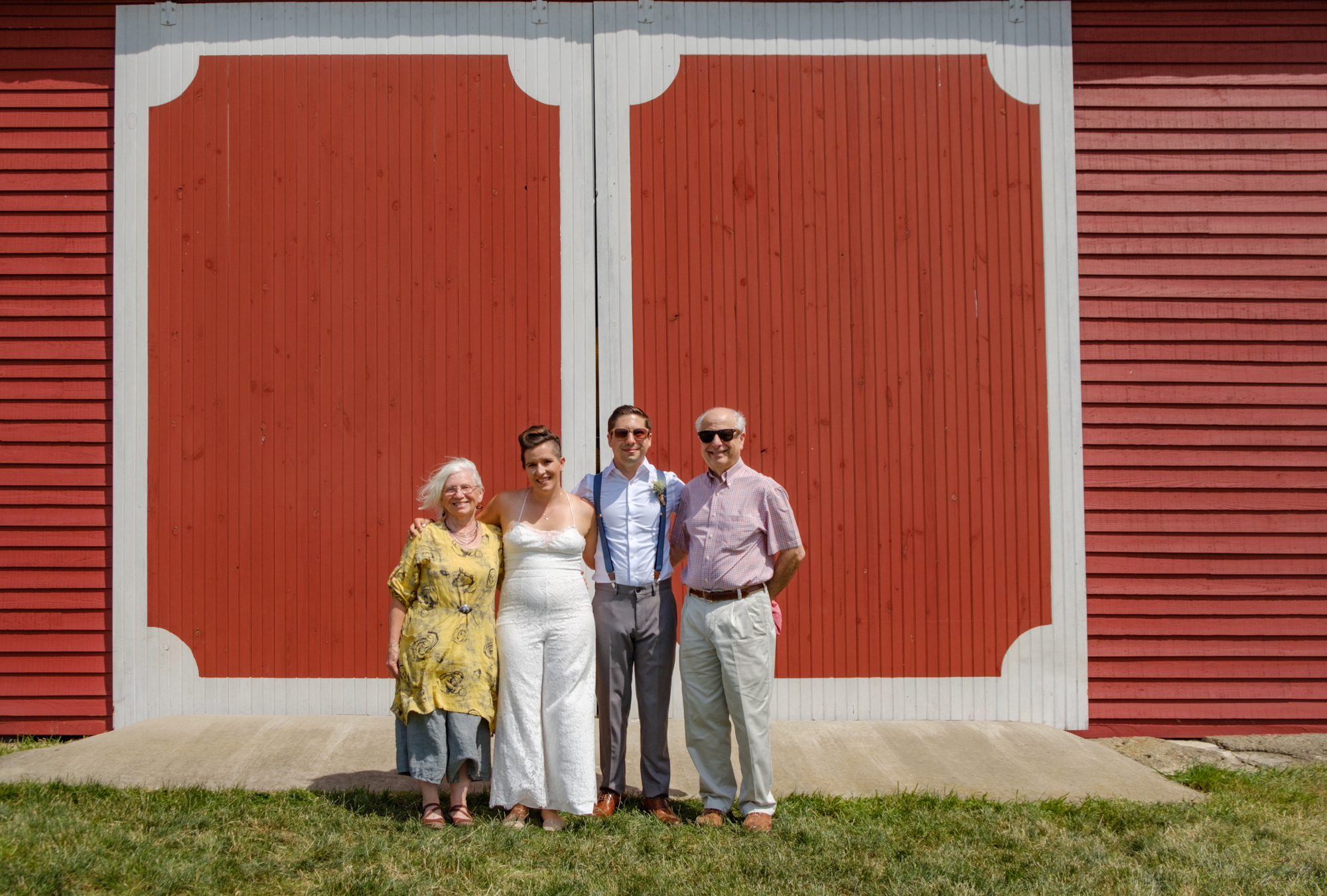 PolonchakBeachyWedding-FamilyPictures- LQ-037.jpg