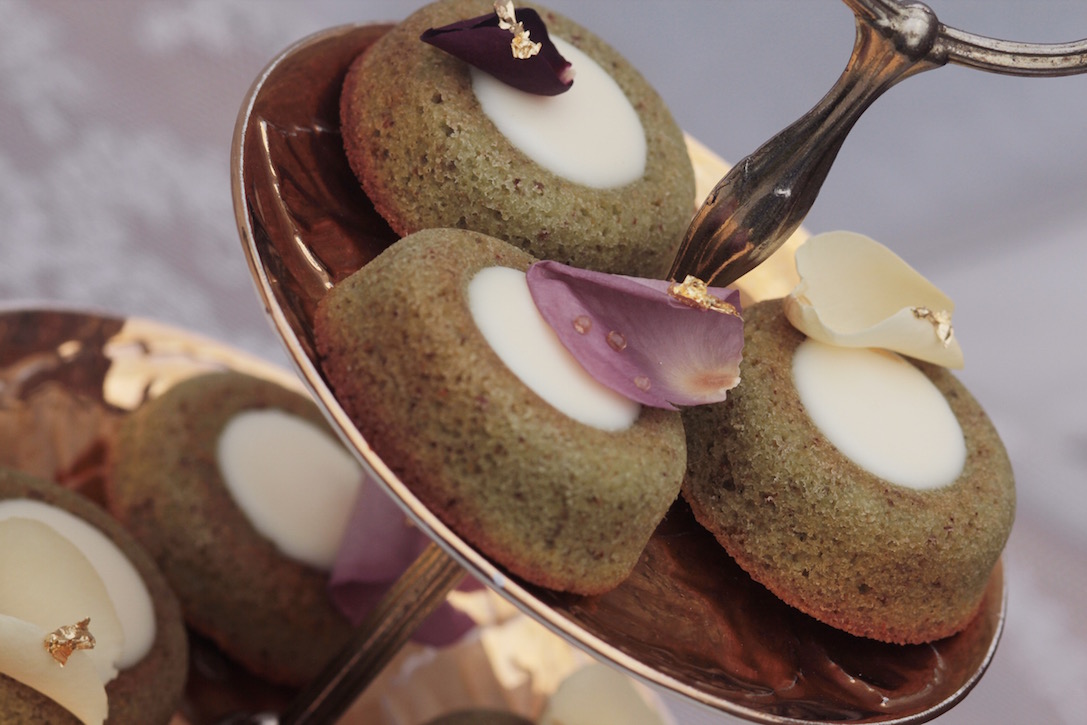 Pistachio and rose financiers