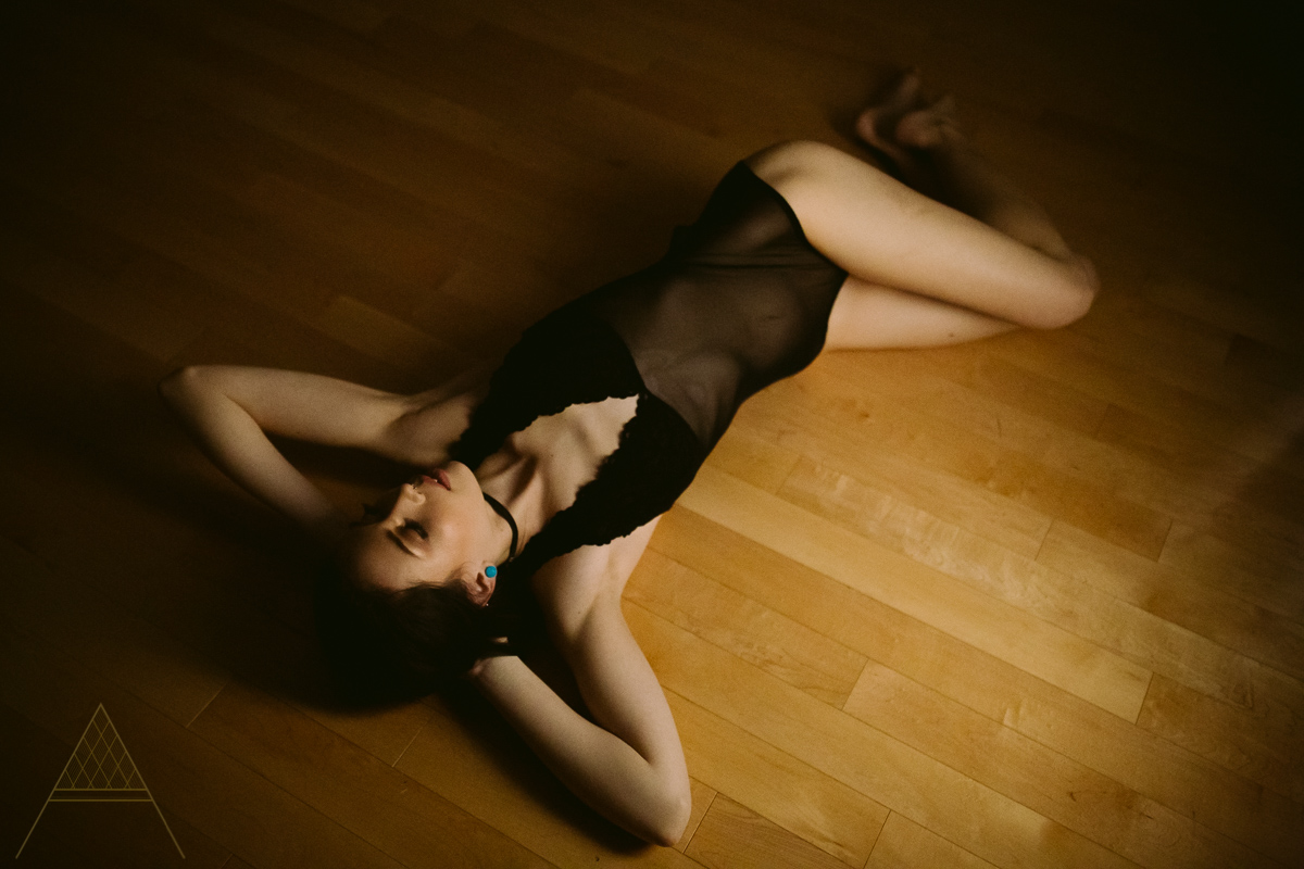 aiota-boudoir-intimate-portrait-photography-vancouver-20.jpg