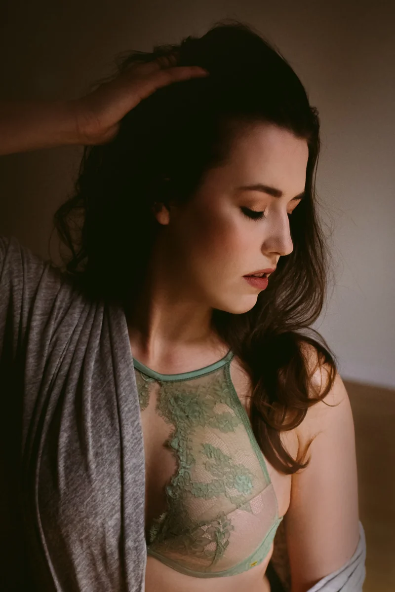 Sexy-Boudoir-Photoshoot-Vancouver-1.jpg