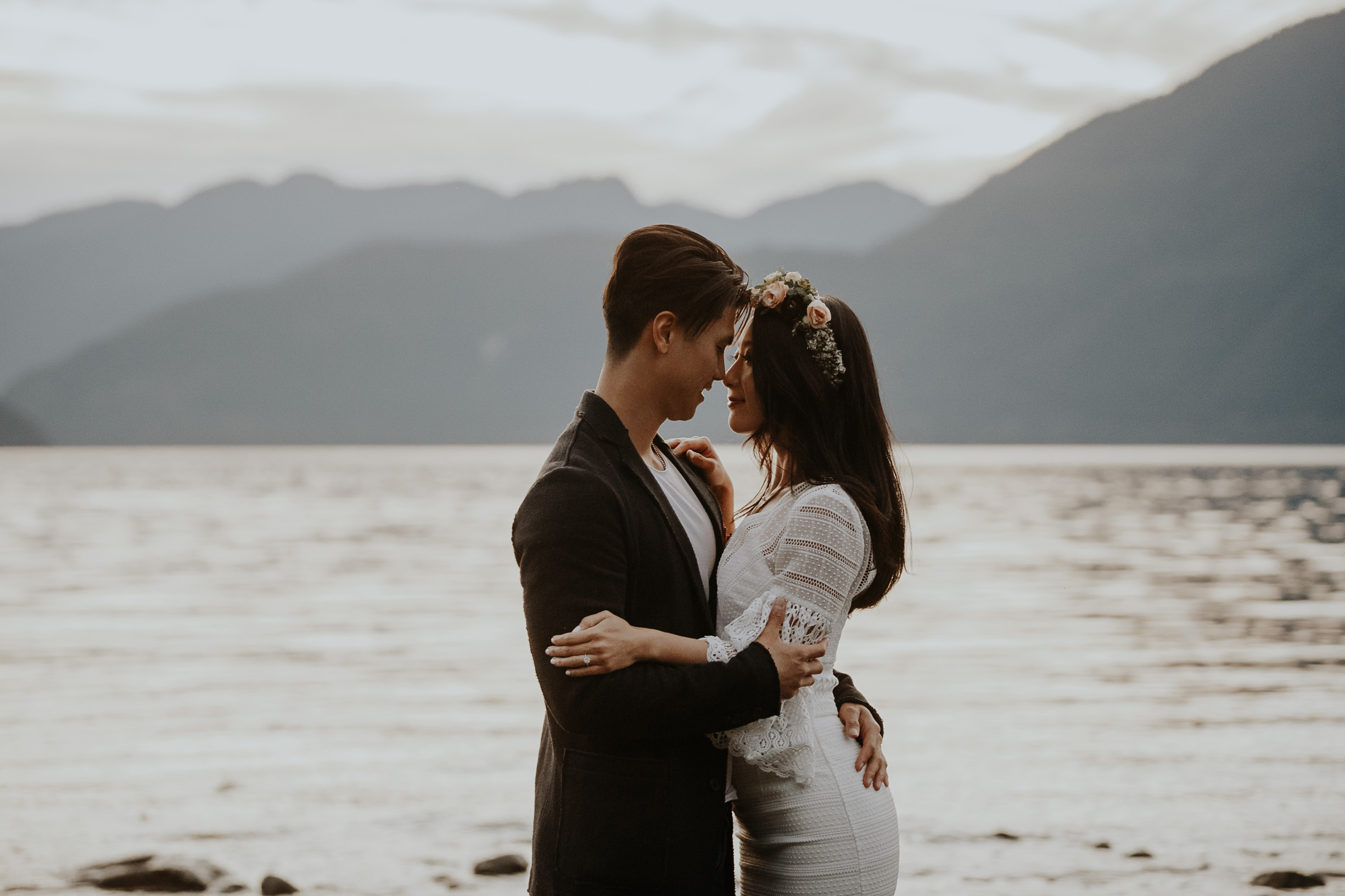 engagement-photos-squamish-Melodi-Jordan-104.jpg