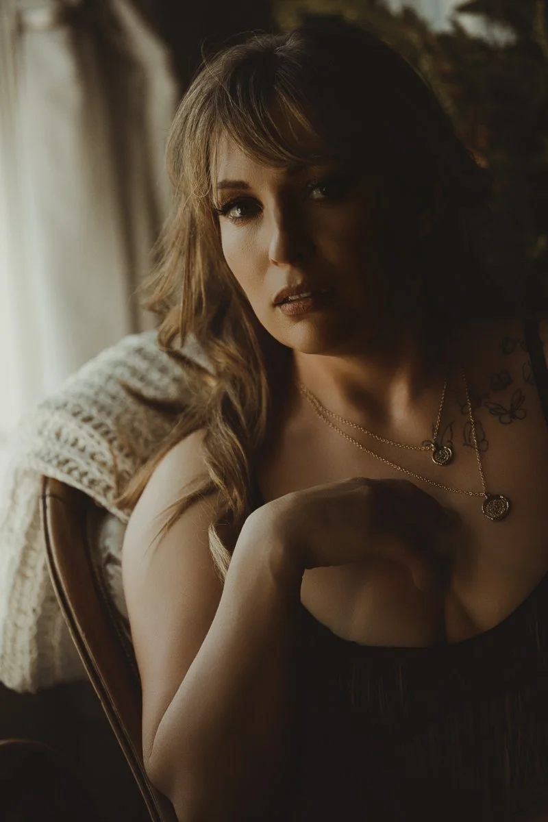 custom-boudoir-photoshoot-in-vancouver-bc-19.jpg