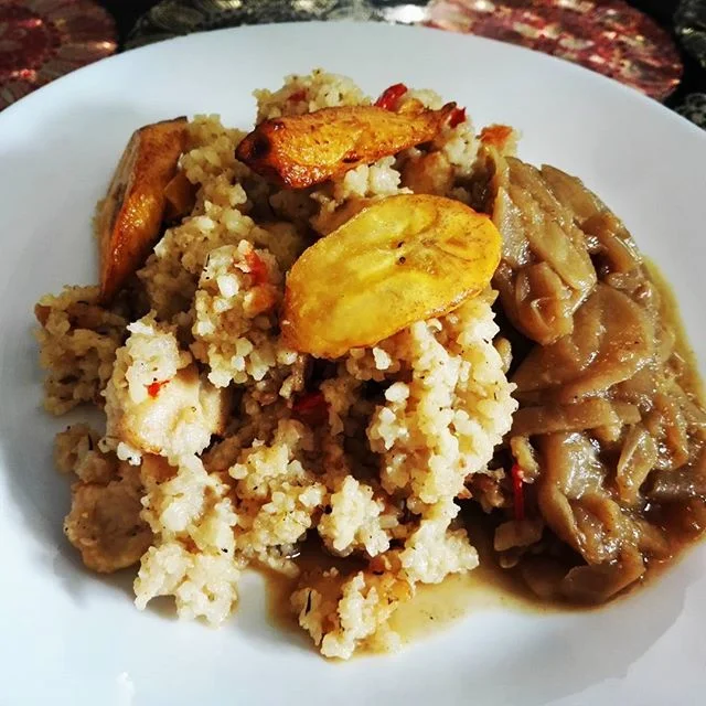 Wednesday lunch! Keskiviikon lounas African Potsissa! #africanpots #lunch #finland #helsinki #africanfood #plantain #food #instafood #lounas #vegetarian