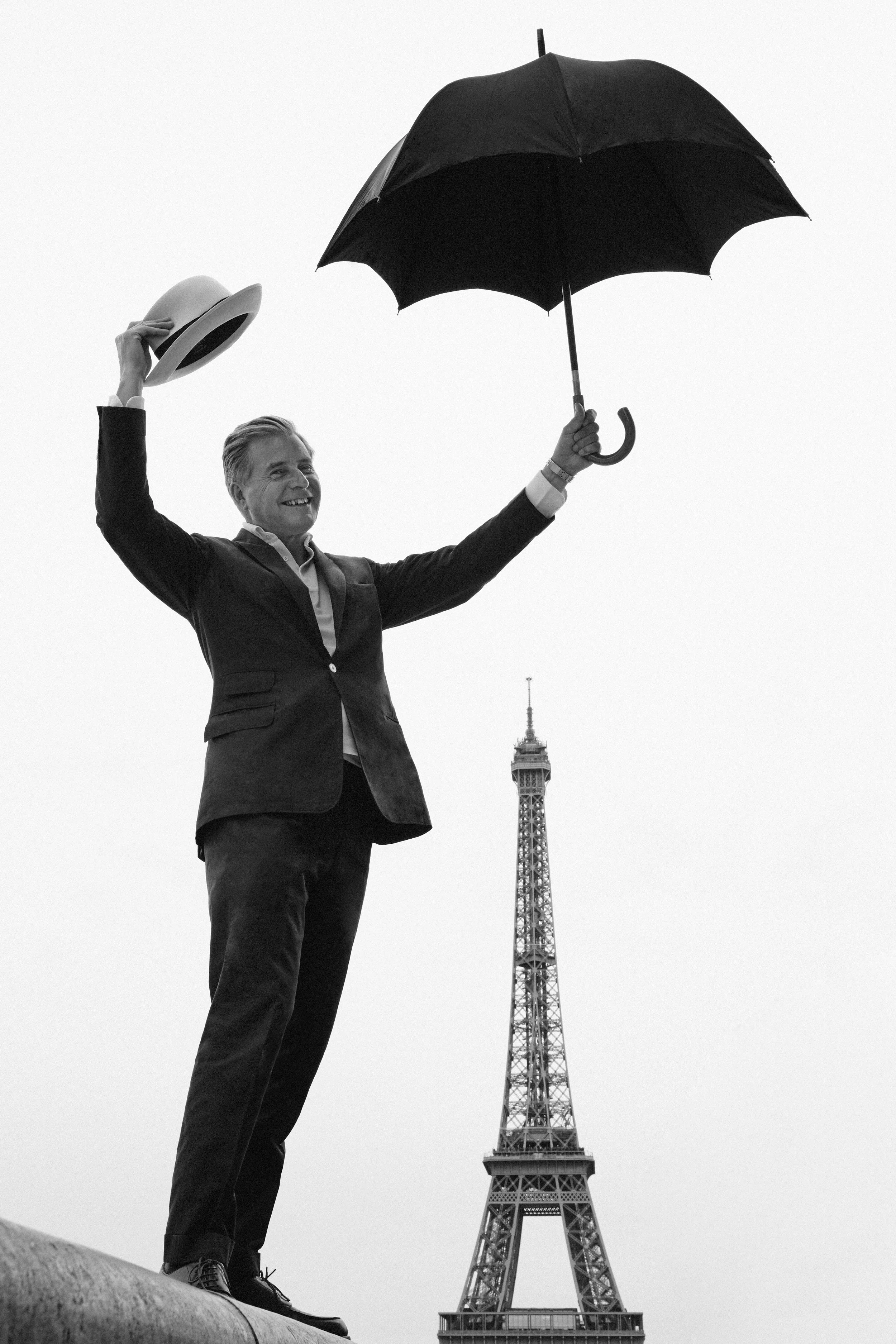 Mr Jeremy Hackett, Paris