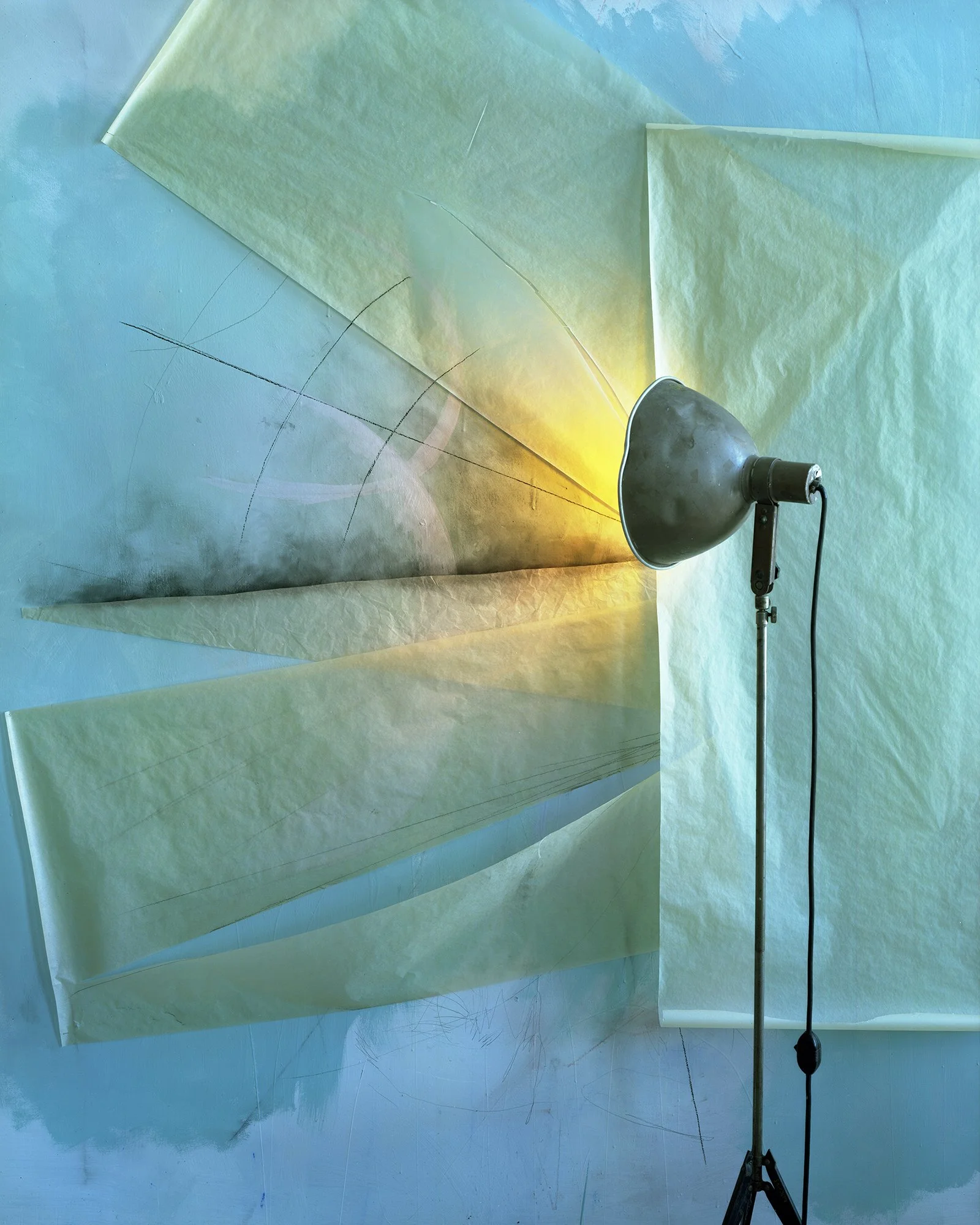 L_Semivan_Lamp_Horizon_2026.jpg