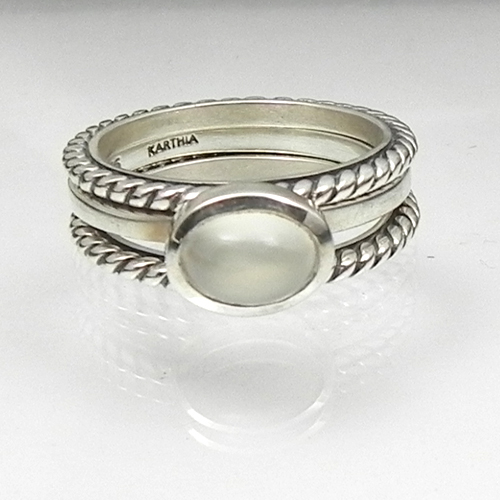  Beautifully designed and crafted jewelry by Karthia. Stackable rings for Mother’s rings, Family rings, Friendship rings, Anniversaries, Birthdays, Graduations, etc. Karthia’s rings are built to be together! 