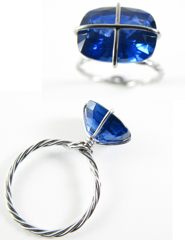Anniversary ring for MM Platinum, sapphire 
