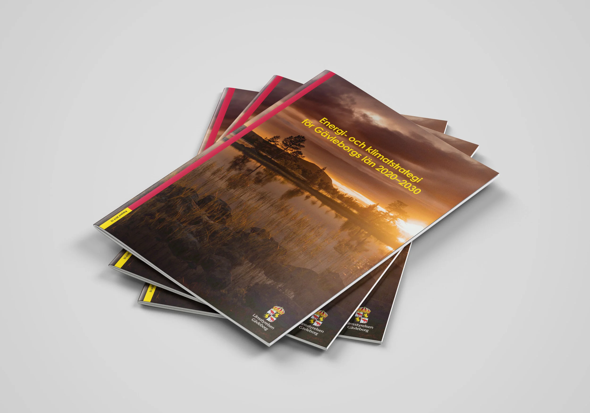 A4_Brochure_Mockup_2.jpg