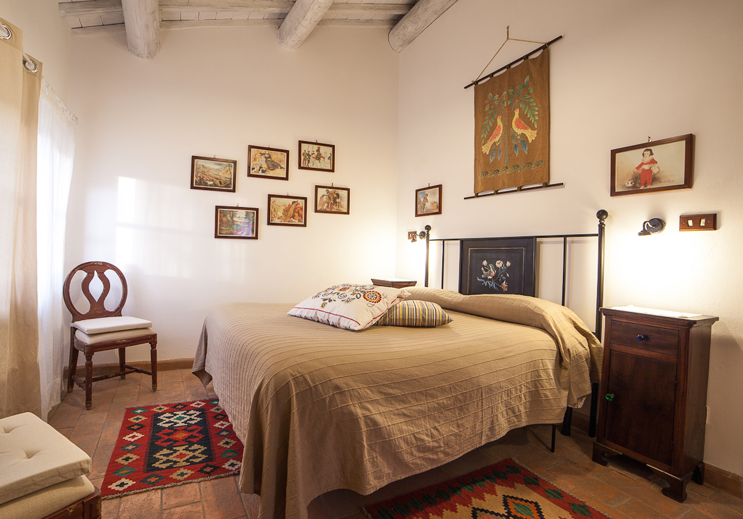suite_il_rubino_letto1.jpg