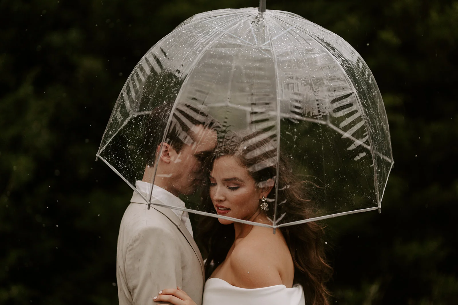 Winter-Fall Elopement- Meme Urbane Photography umbrella.jpg