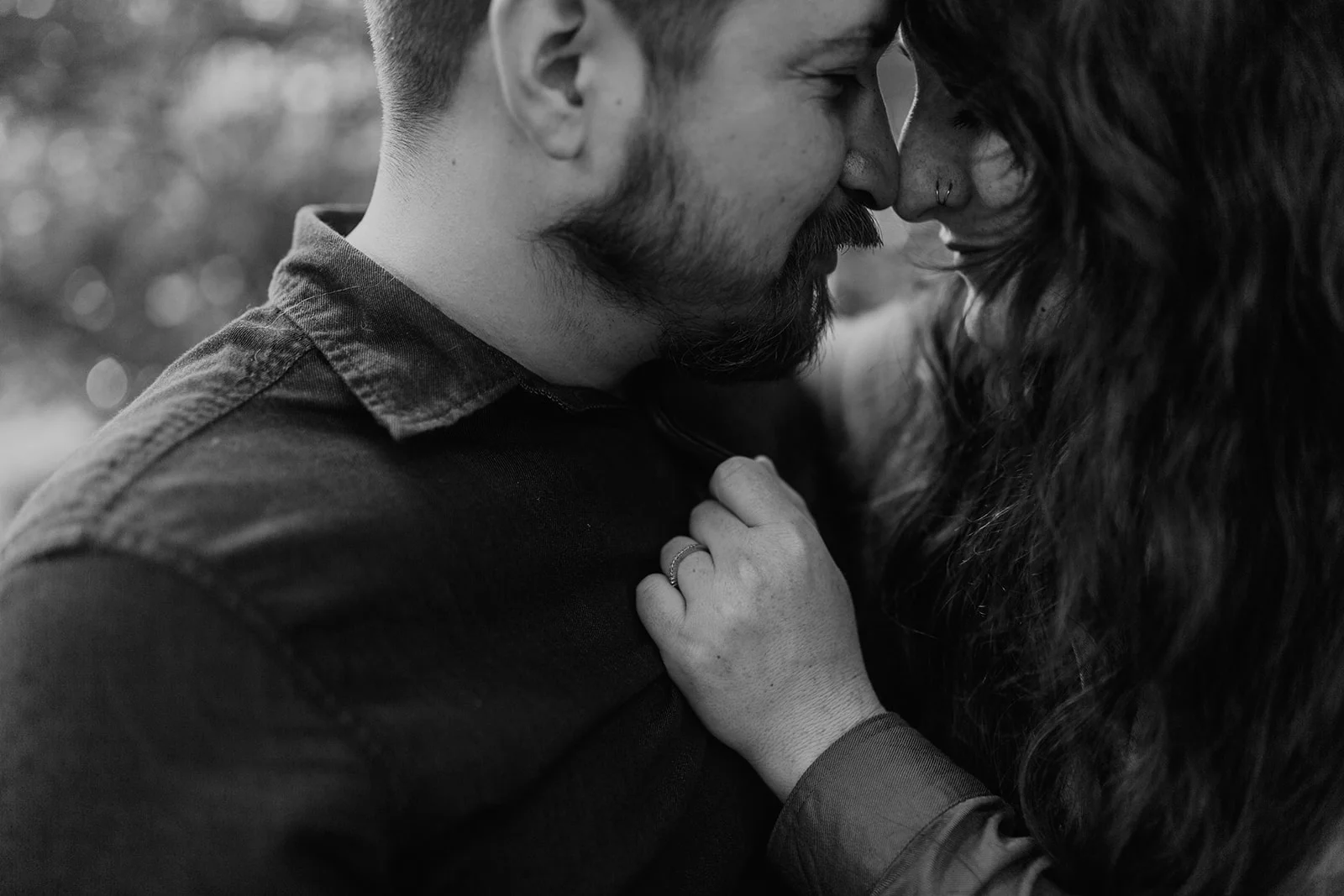 Autumn + Matt - Rio Vista Park Engagement Session - Sneak Peeks! - Meme Urbane Photography-21_websize.jpg