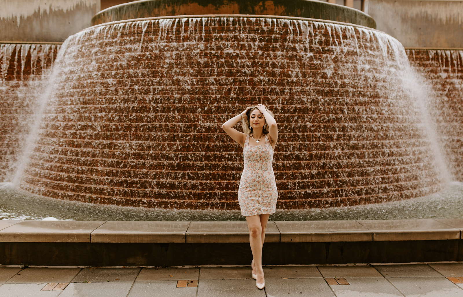 Pamela's Graduation Photos -Sneak Peeks - Meme Urbane Photography_-54_websize.jpg