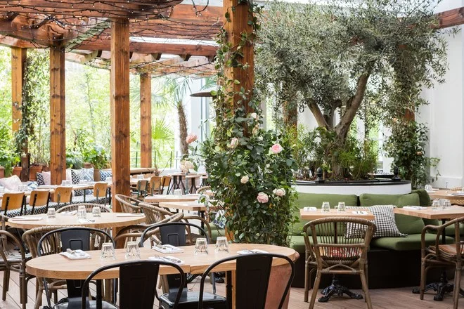 The Best New Spots for an Outdoor Aperitif in Paris // Vogue.com