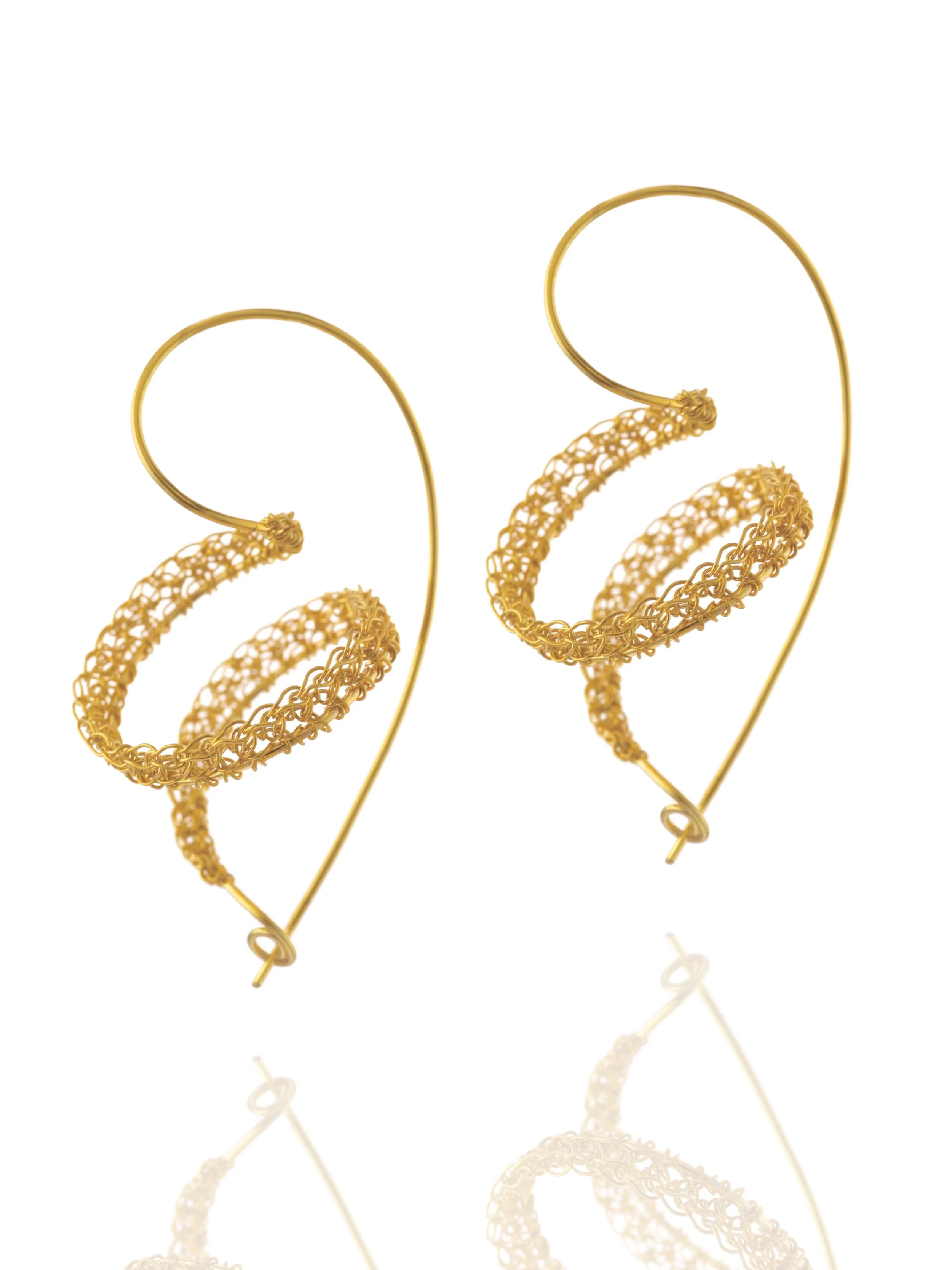spiral gold-plated hand crochet silver earrings side view