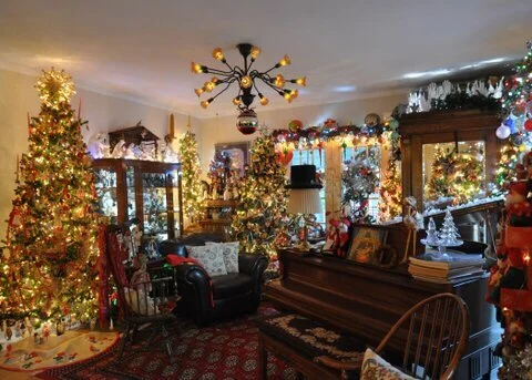 The Schwab-Belfay Home - Ready for Christmas..