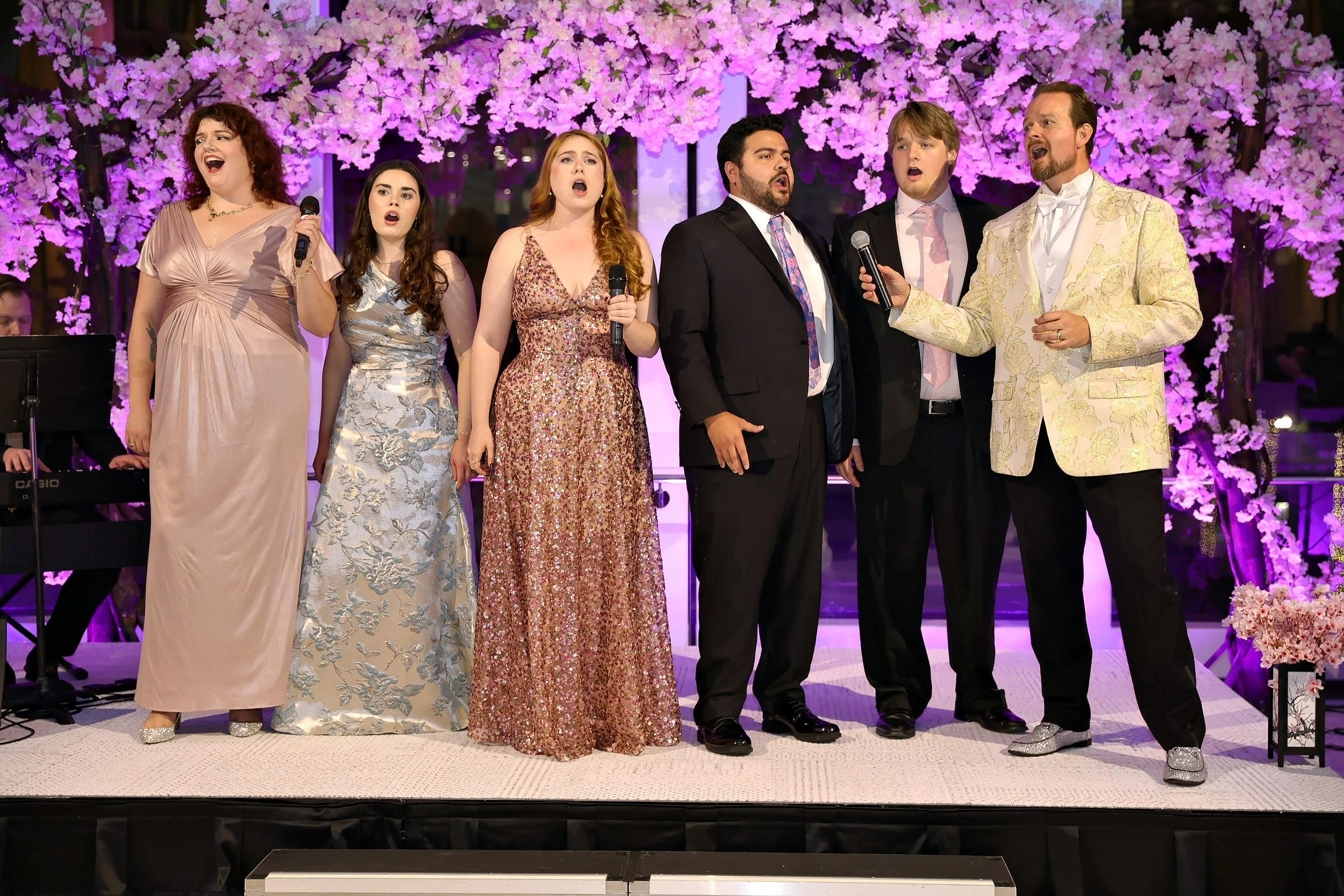Opera Orlando Studio and Apprentice Artists with Gabriel Preisser.jpg
