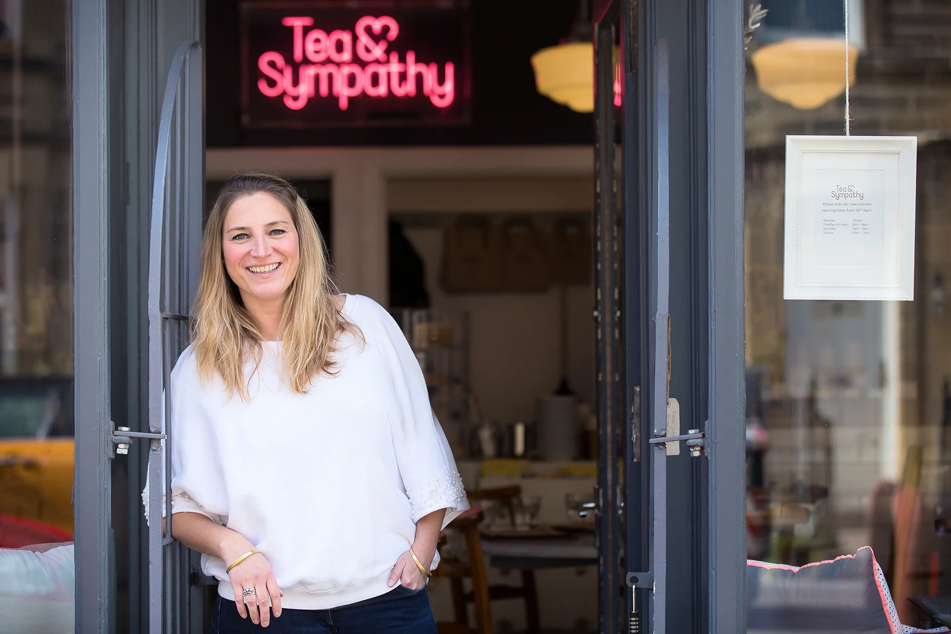 Tea&Sympathy_Zoe_LR6.jpg