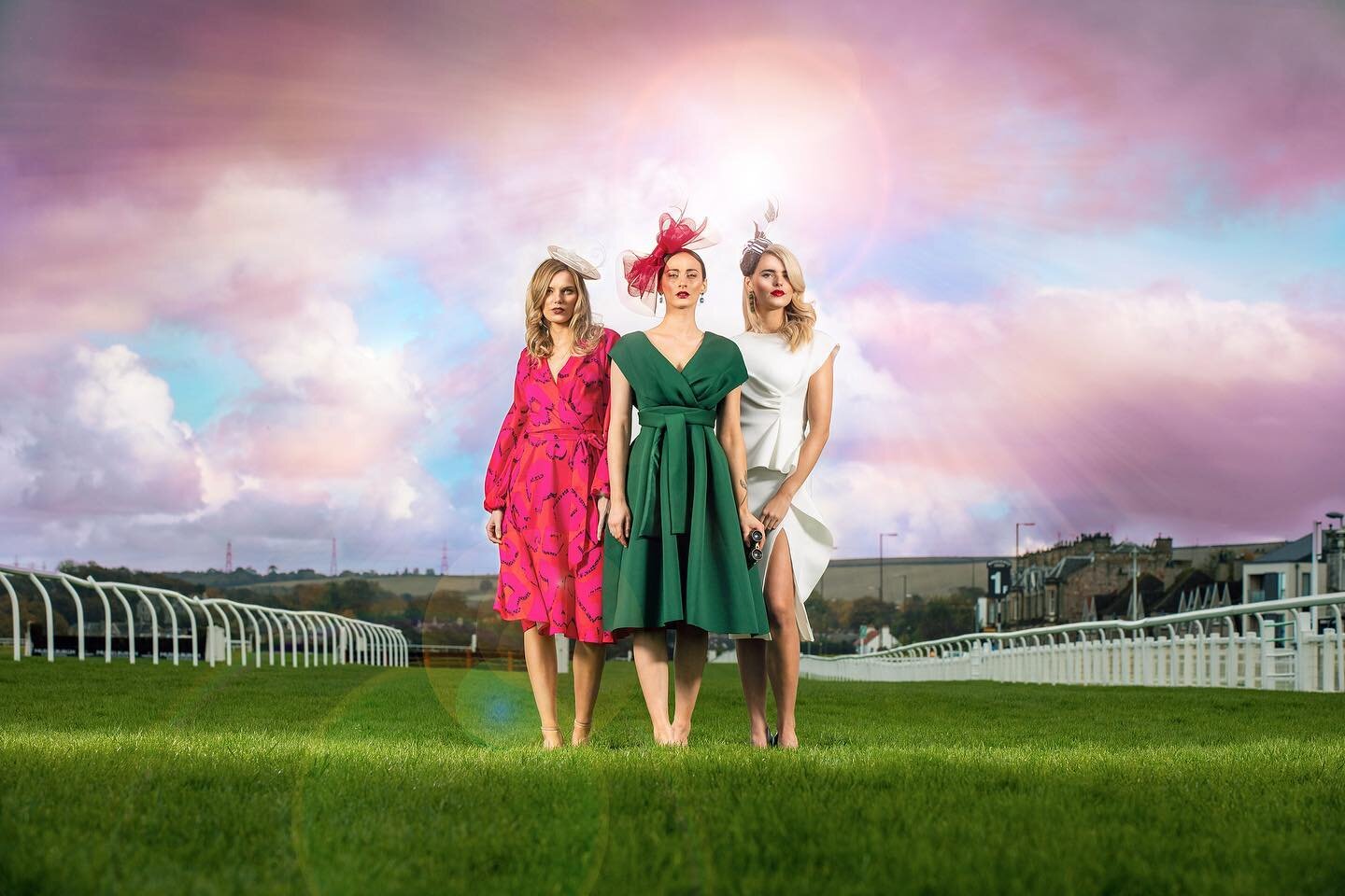 So here it is. On a freezing cold day in November 2019 this was shot with a few of the very brave models from @coloursagency .

June has passed and therefore so has the time of the beginning of Summer Vibes and Ladies Day at the races.

This was to b