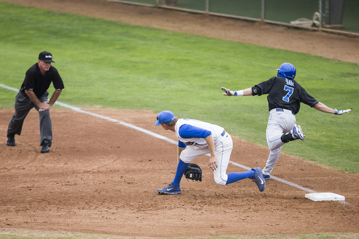 Connor Heady is safe on first during the University of Kentucky's 11-0 loss to UC Santa Barbara on Saturday, February 21 2015 at UC Santa Barbara in Santa Barbara, Calif. (© Fernando J Tirado 2015)