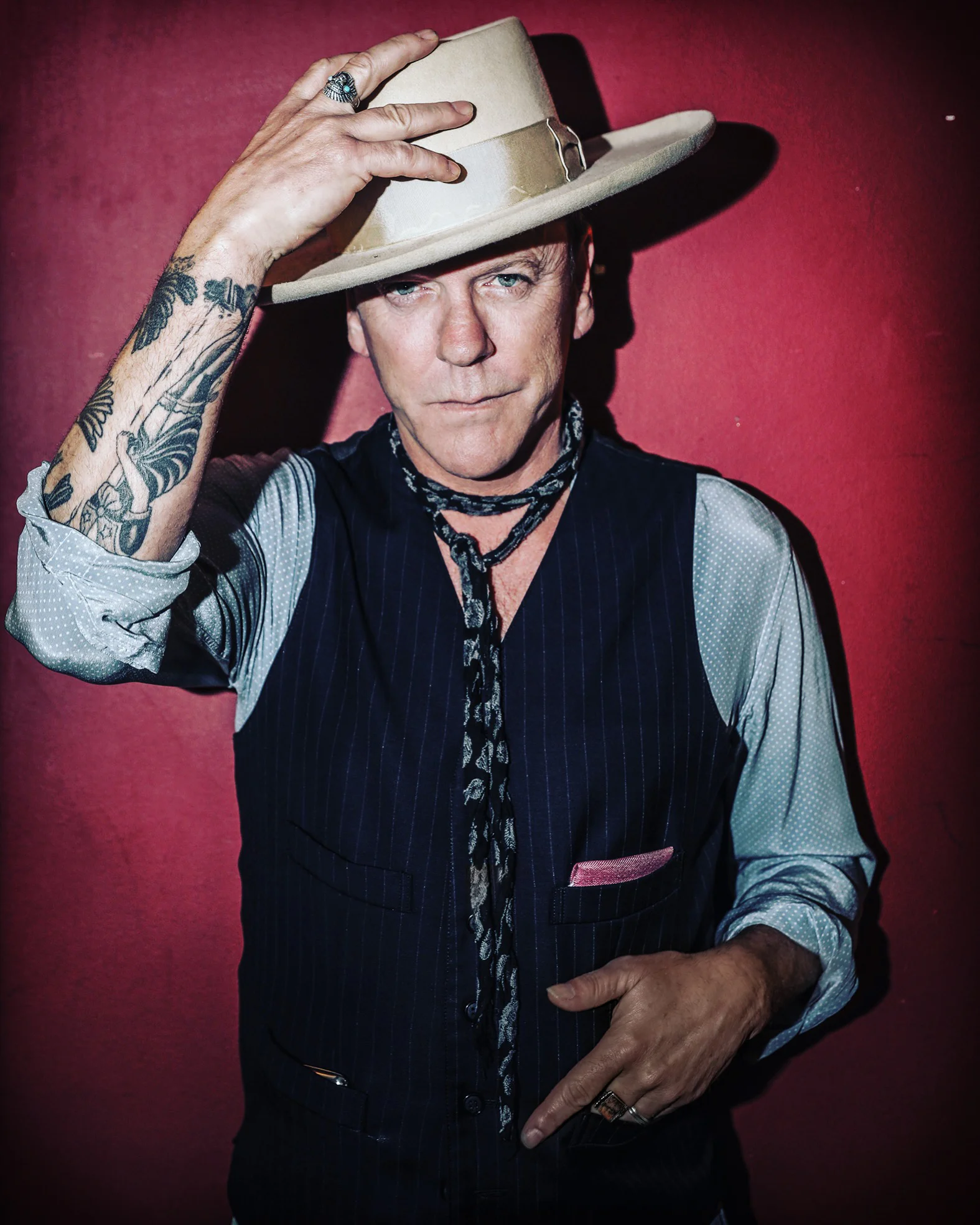 KIEFER SUTHERLAND