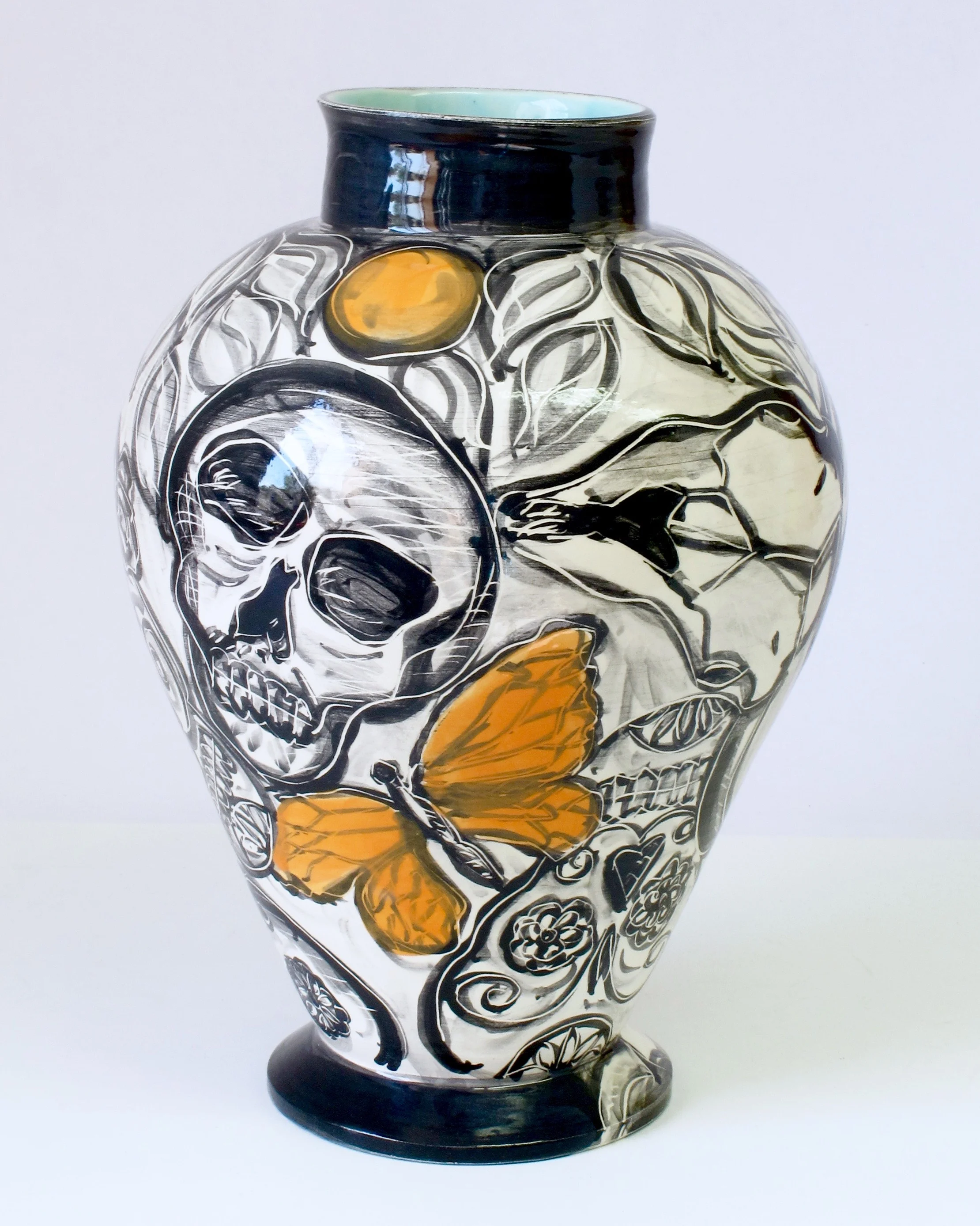 Wayne Perry, Untitled , earthenware, 2015.