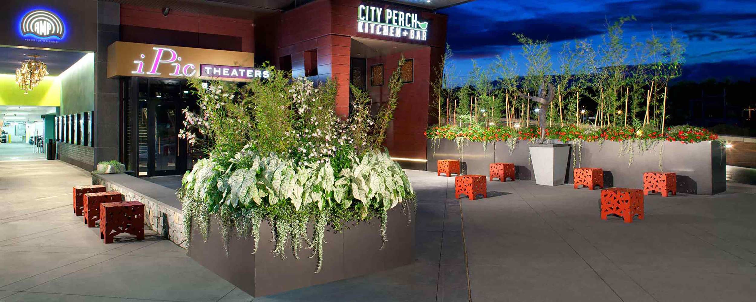  Mid-Pike Clinton &amp; Associates Design Collective Planting Bed System Powder Coated Aluminum 