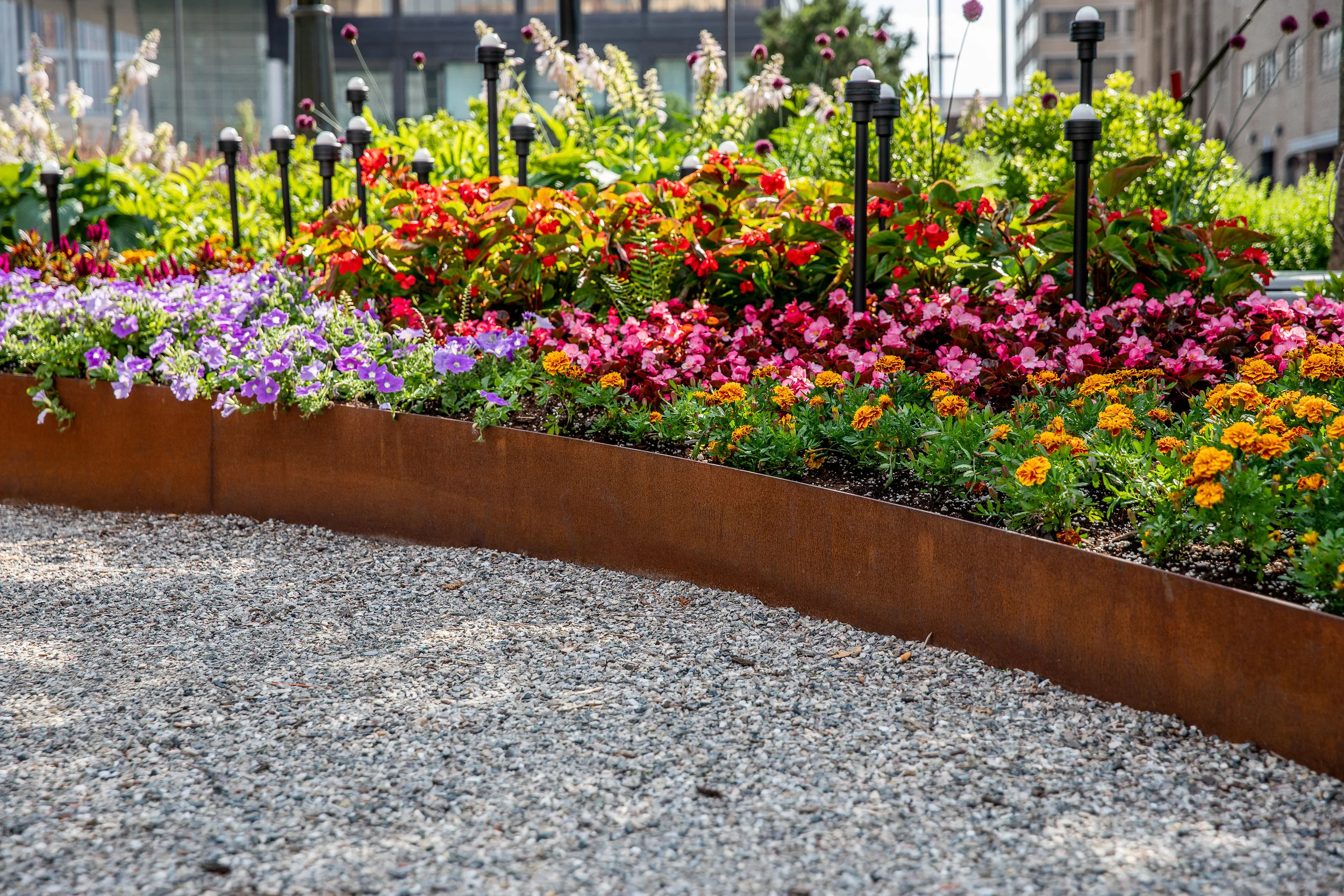 DTE ENERGY BEACON PARK BUILDING ACCESSORIES CORP Edging System Corten Steel