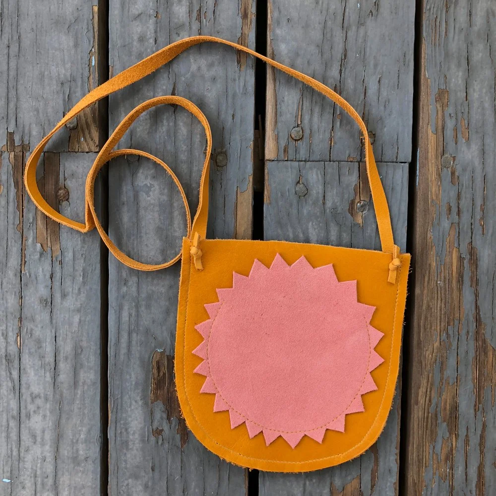 CRAFTING LEATHER KEEPSAKES