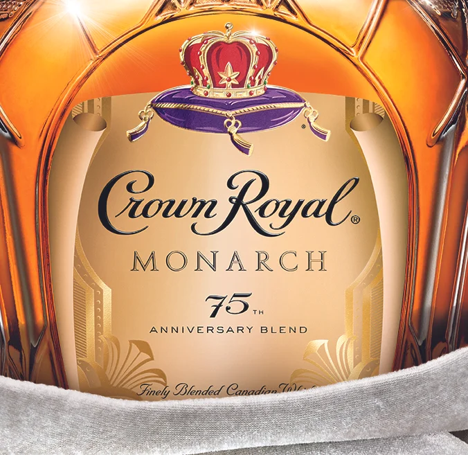 CR75_Frt_Bottle_Pouch_Box_sm_crop.jpg