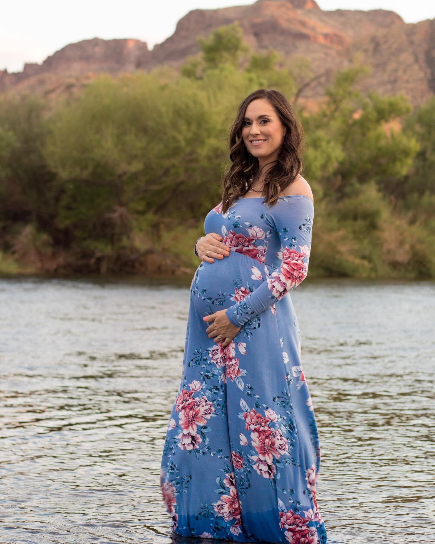 Maternity shoot (Pt. 1) Loved shooting with Lauren and Tim! Such a sweet couple and I&rsquo;m so excited for them to meet their baby boy.👶🏼💙
#photography #maternityshoot #baby #boy #arizona #love