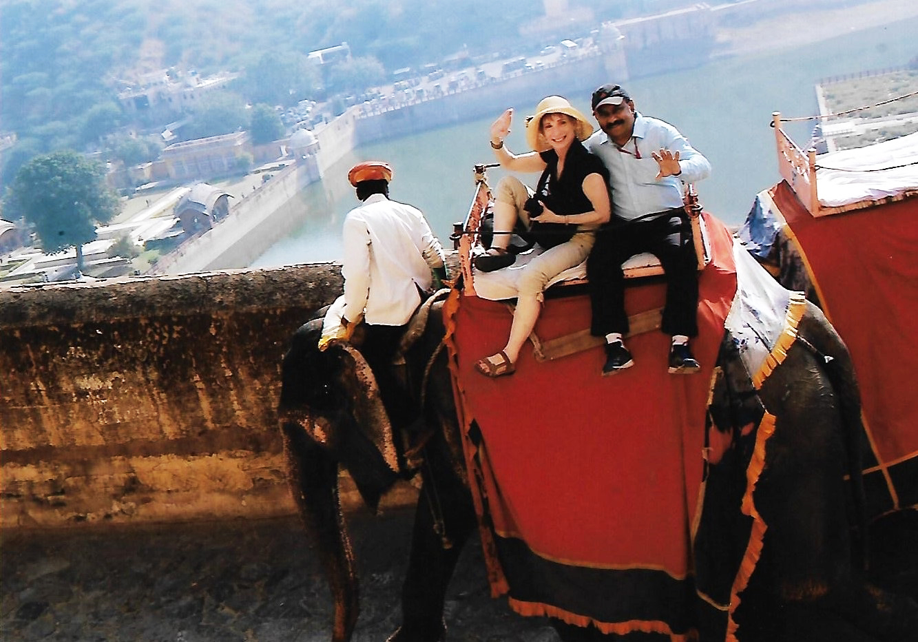 Elephant ride Amer Fort Jaipur.jpg