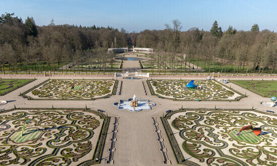 Palais het loo- Garden of Earthly Worries.jpg