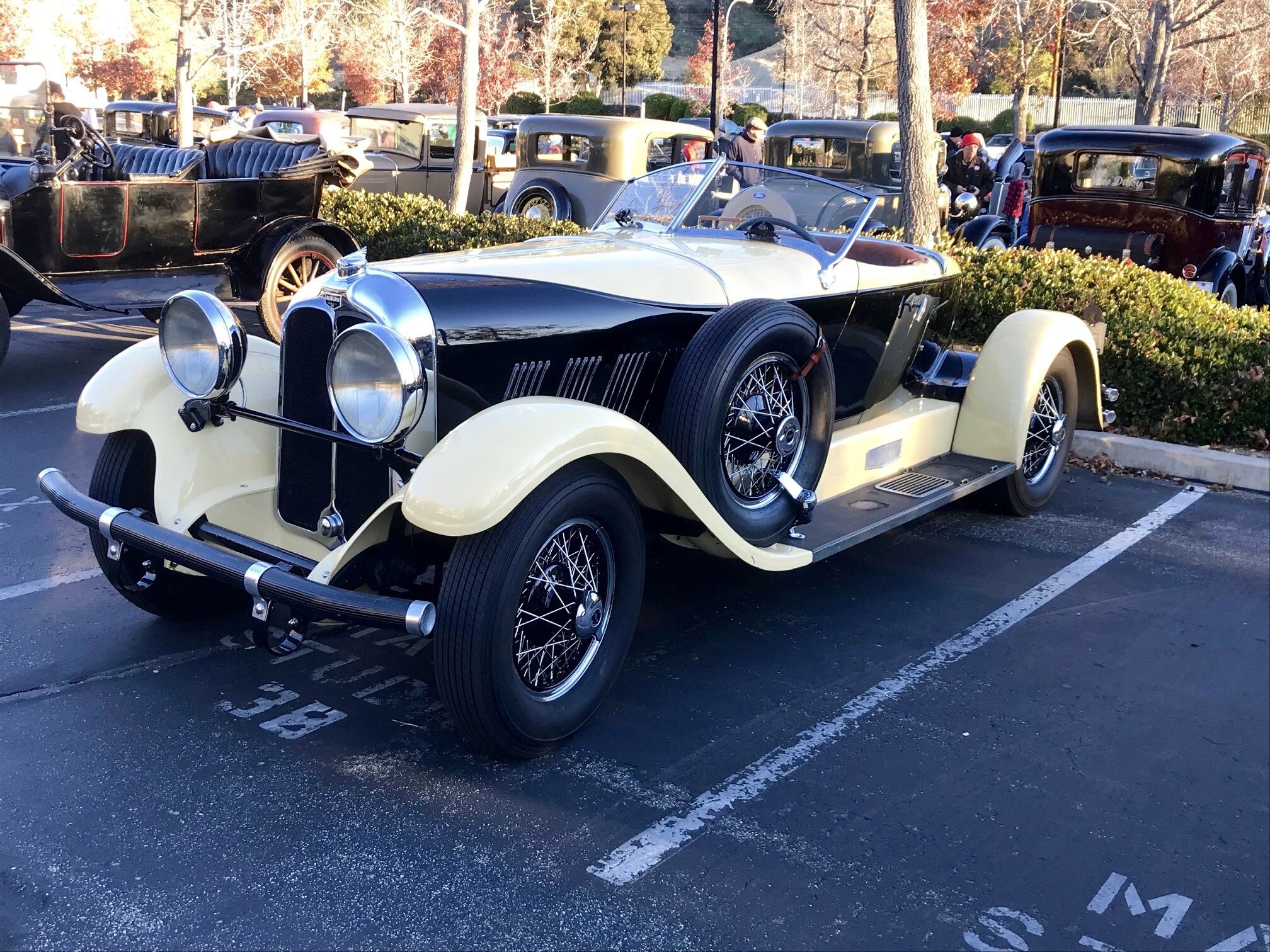 Greg Vanley 1928 Auburn.jpg