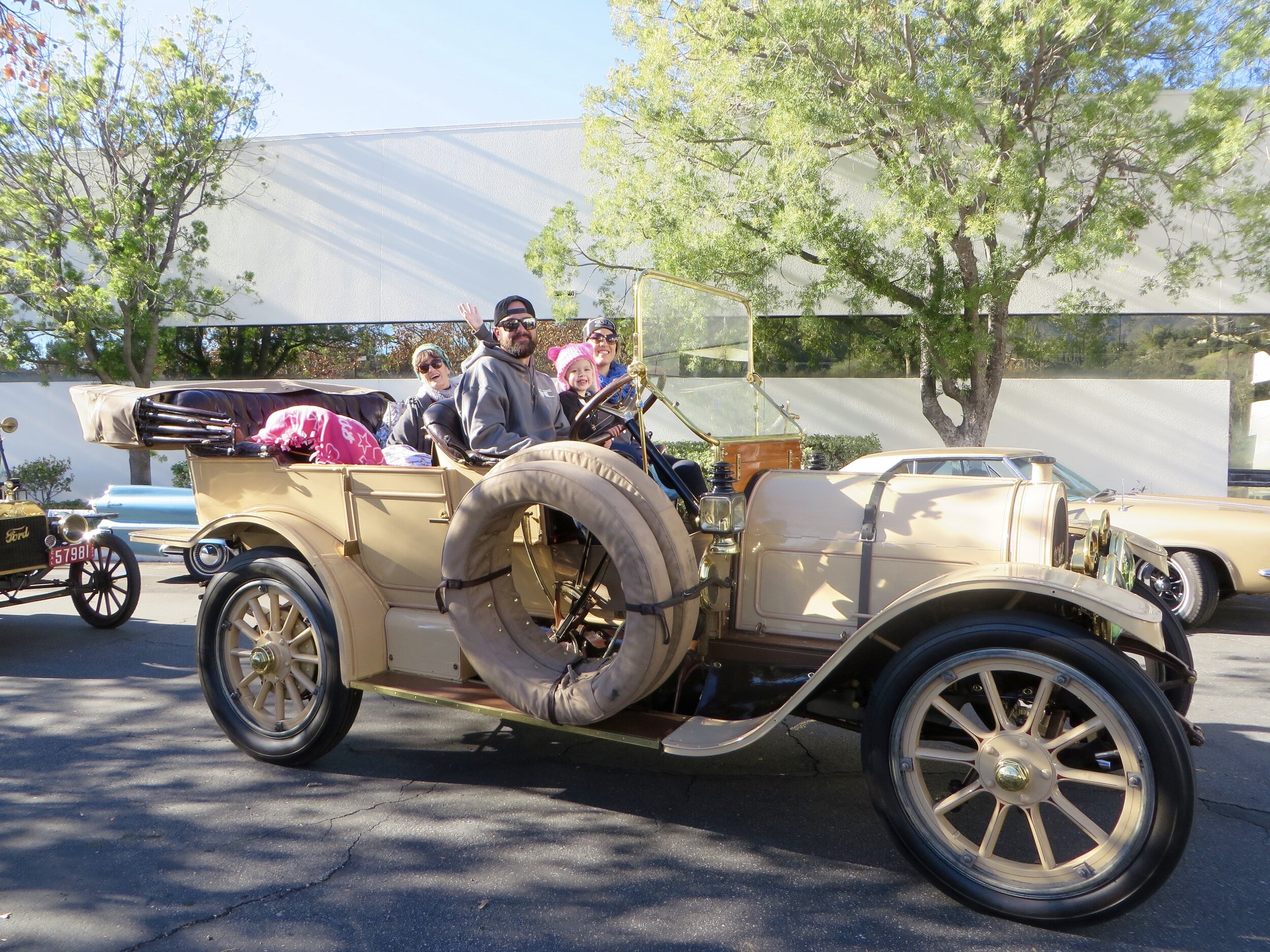 Sharon Goodings 1911 Pope  Hartford.jpg