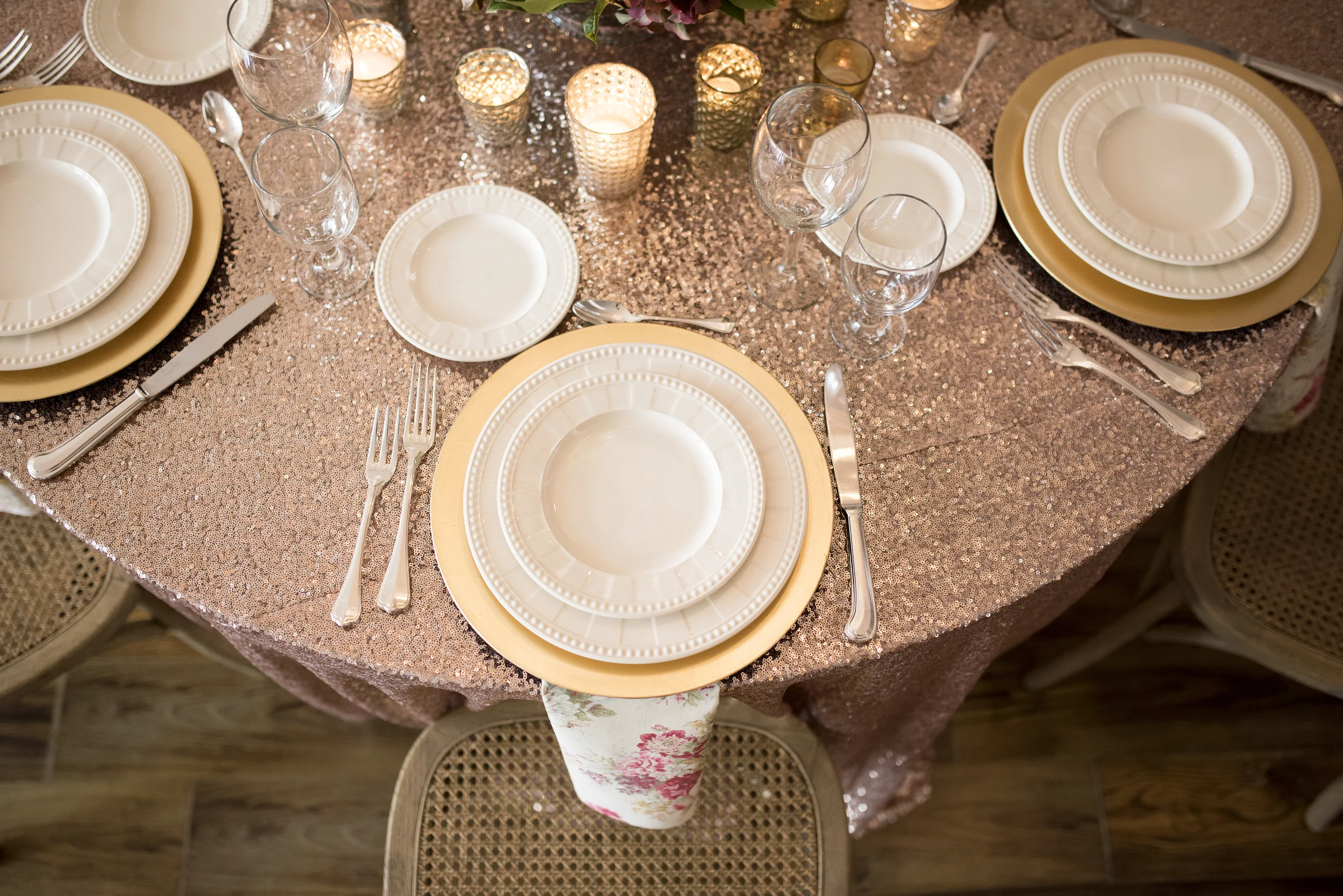 THE SCENE Styling and Design by: FUSE Weddings & Events Photography by: Elisha Braithwaite Rentals provided by: Dani of Alpine Event Rental & Amanda of Decoration Inc. China, Glassware, and Flatware by: Diamond Rental Linens by: Creative Coverings Flowers by: Gena with Flora at Cactus & Tropicals Venue: The Tasting Room