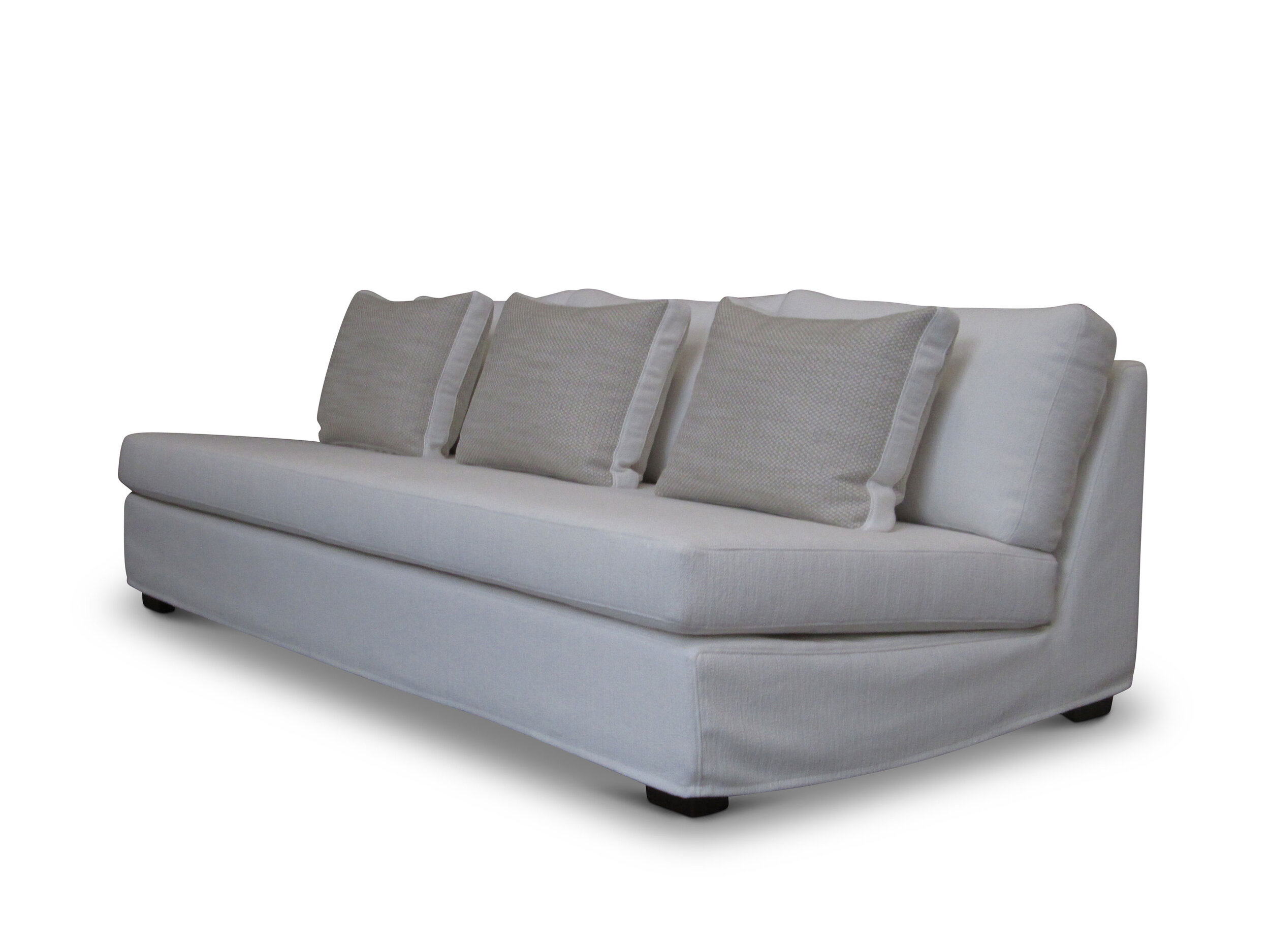 Medina-Sofa-May-2020-(10)_low.jpg
