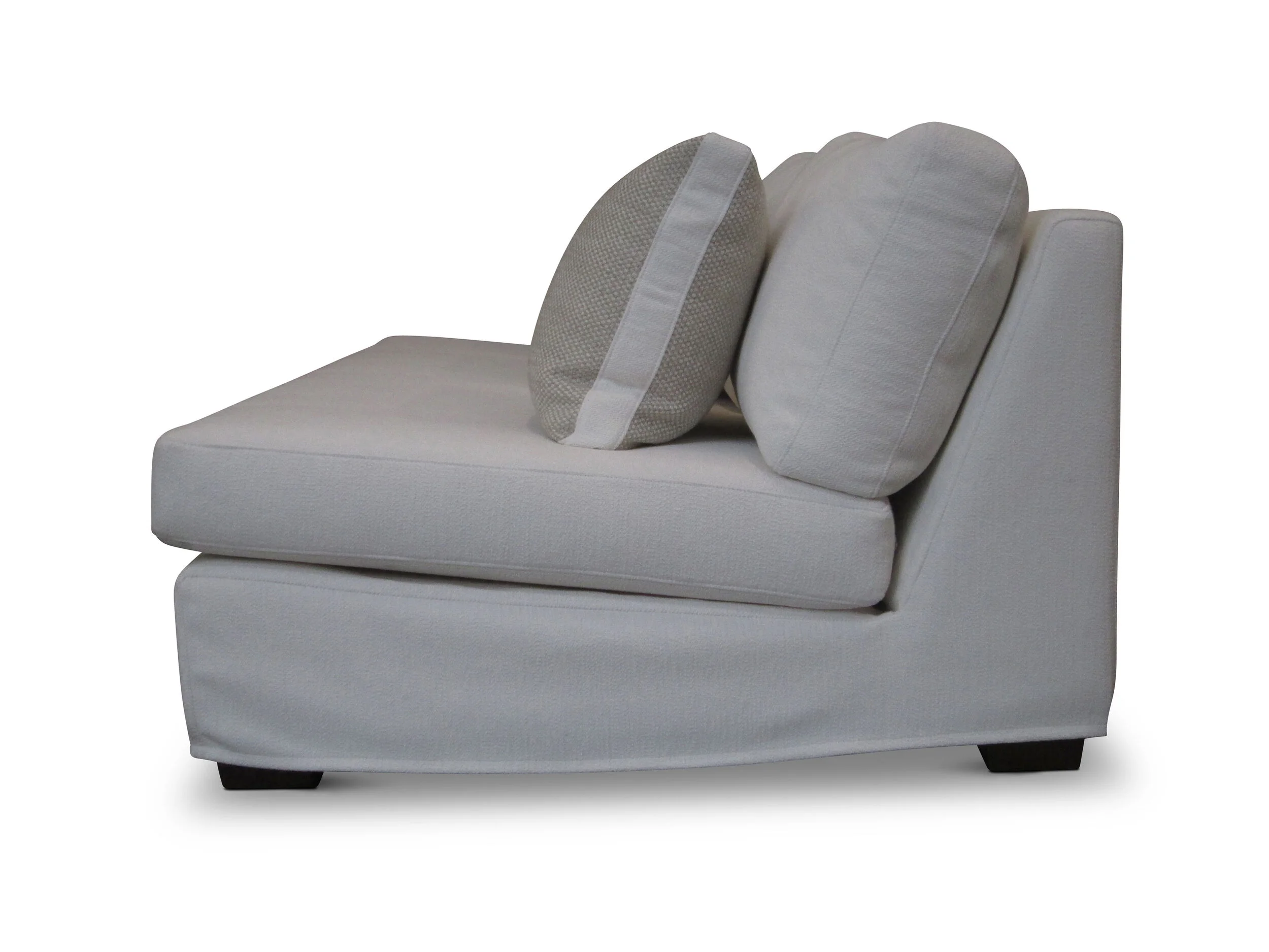 Medina-Sofa-May-2020-(14)_low.jpg