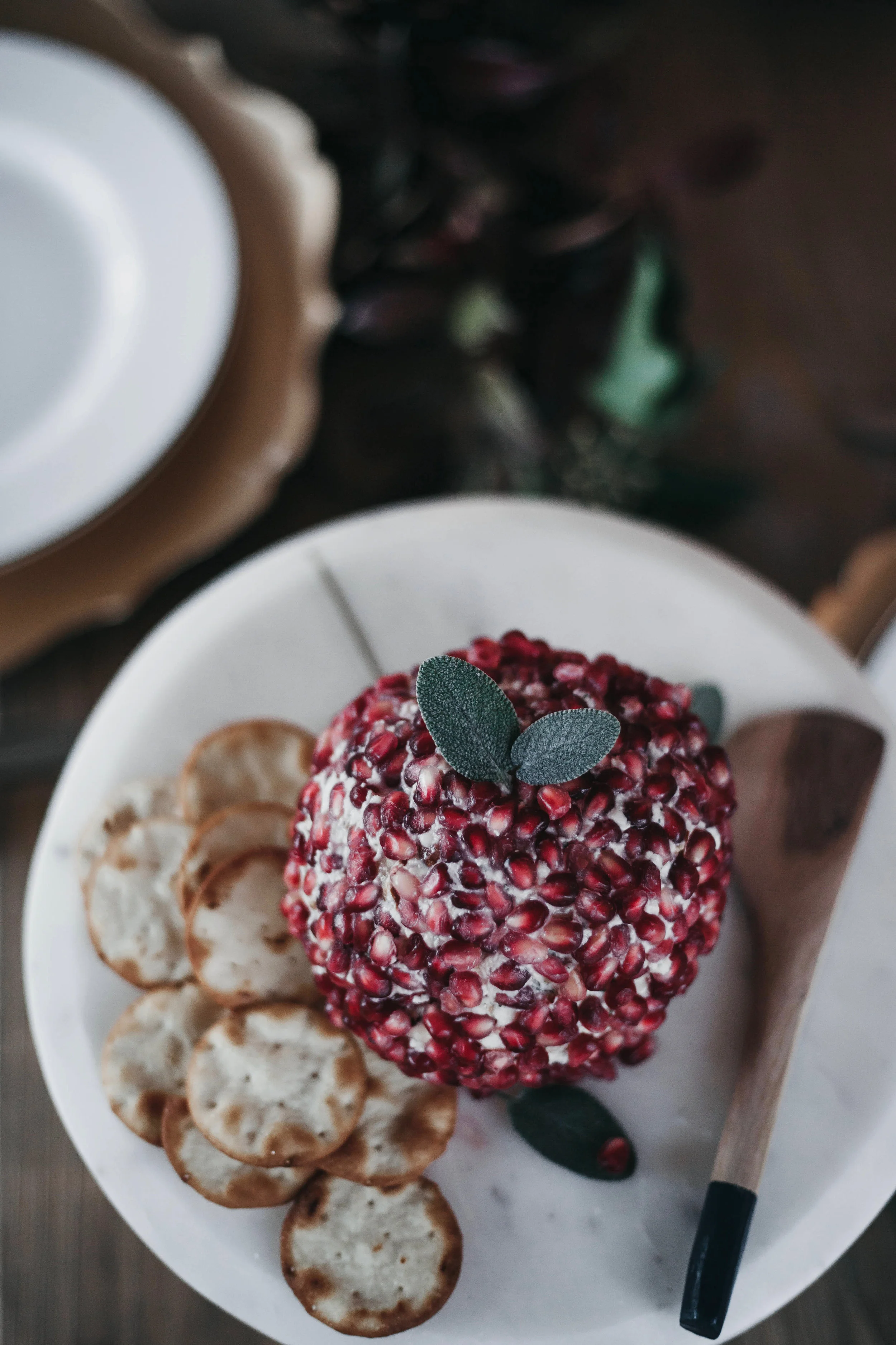 pomegranate cheeseball.jpg