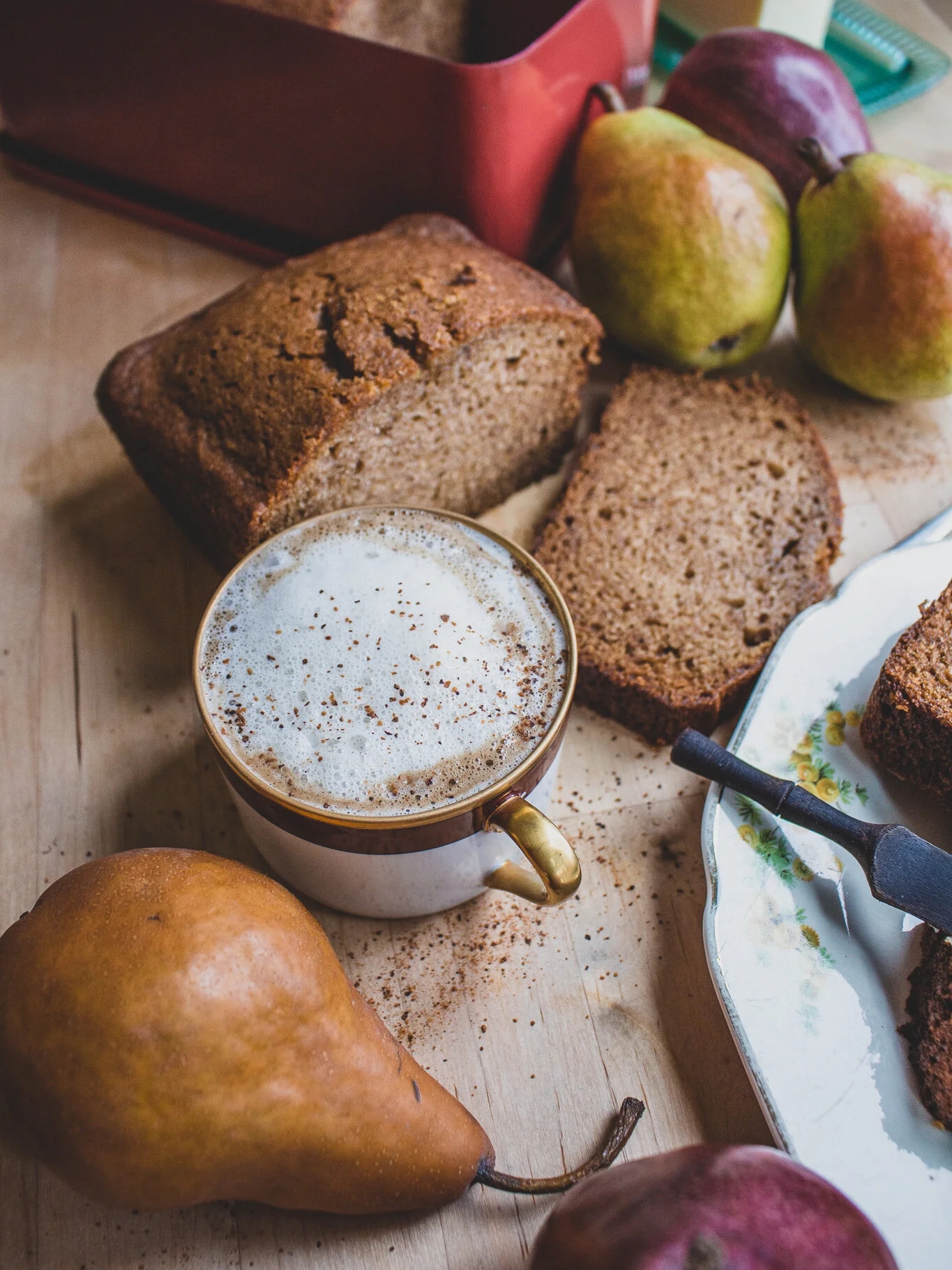 the easy spiced fall pear bread recipe for autumn
