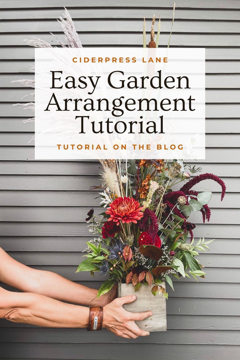 using garden flowrs to creat flower arrangements