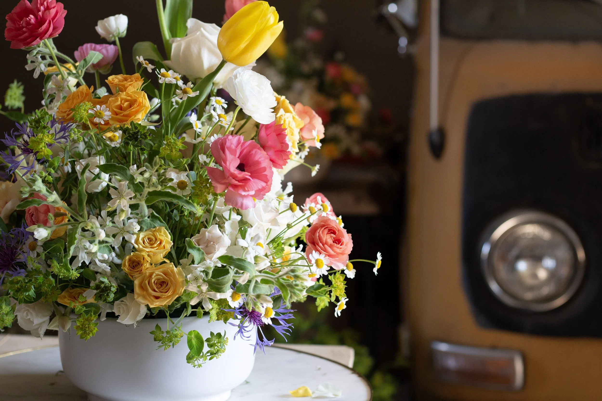 easy floral arranging tips and tutorial
