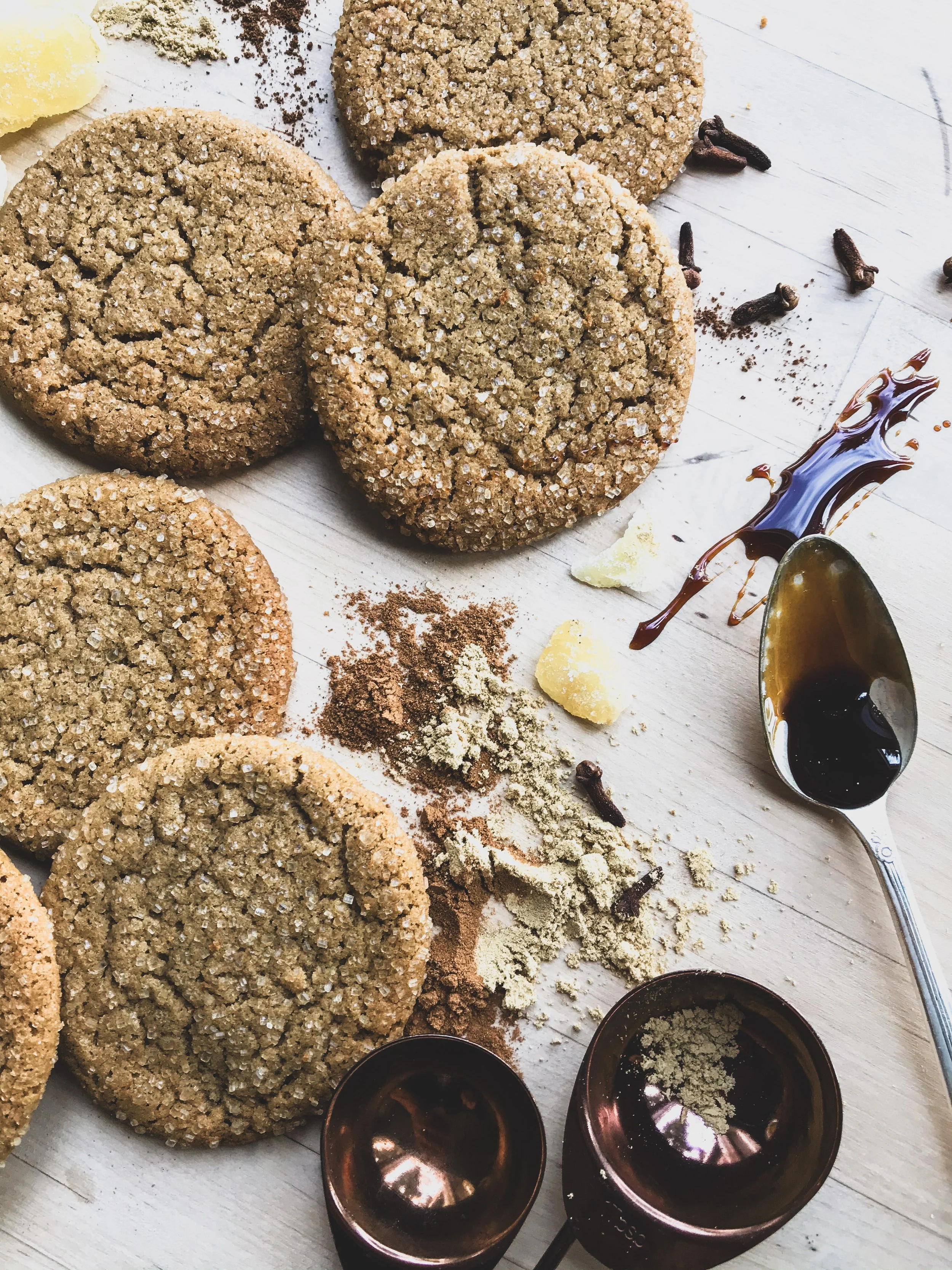 Delicious and easy holiday cookie molasses crinkles