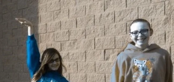 ABBY AND ALLY ARE FRIENDS