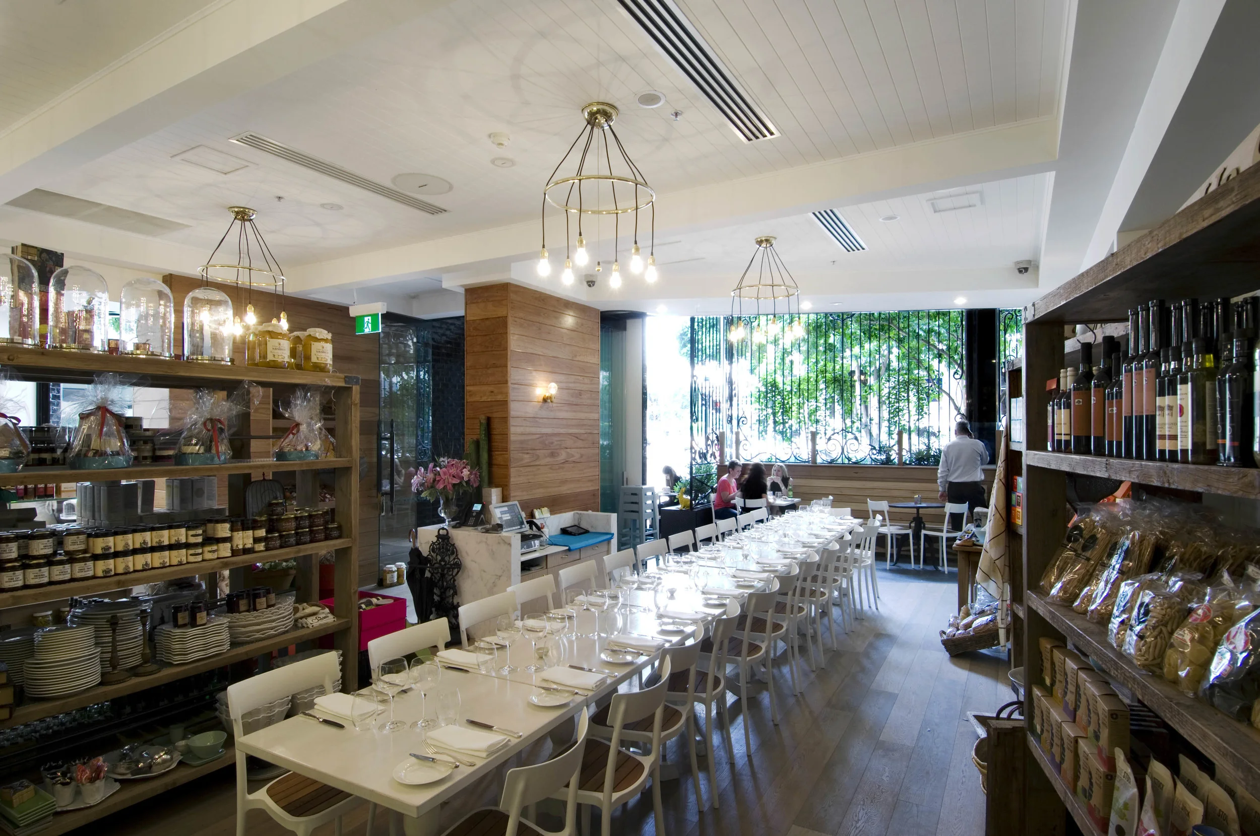informal dining.jpg