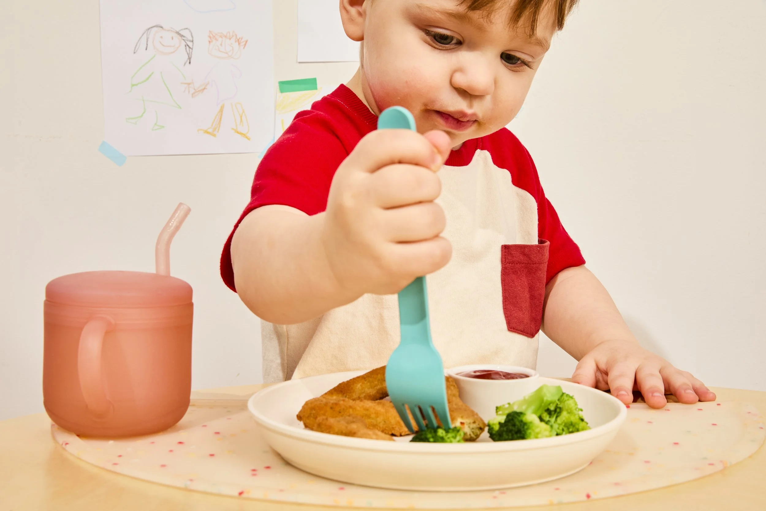 LS-ZR01_Super Chicken Dippers_lifestyle_2025-10 1.jpg